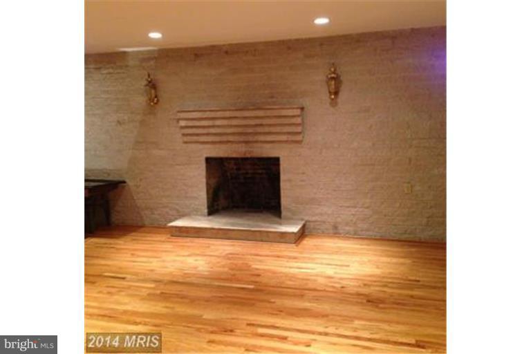 FORT WASHINGTON - Residential