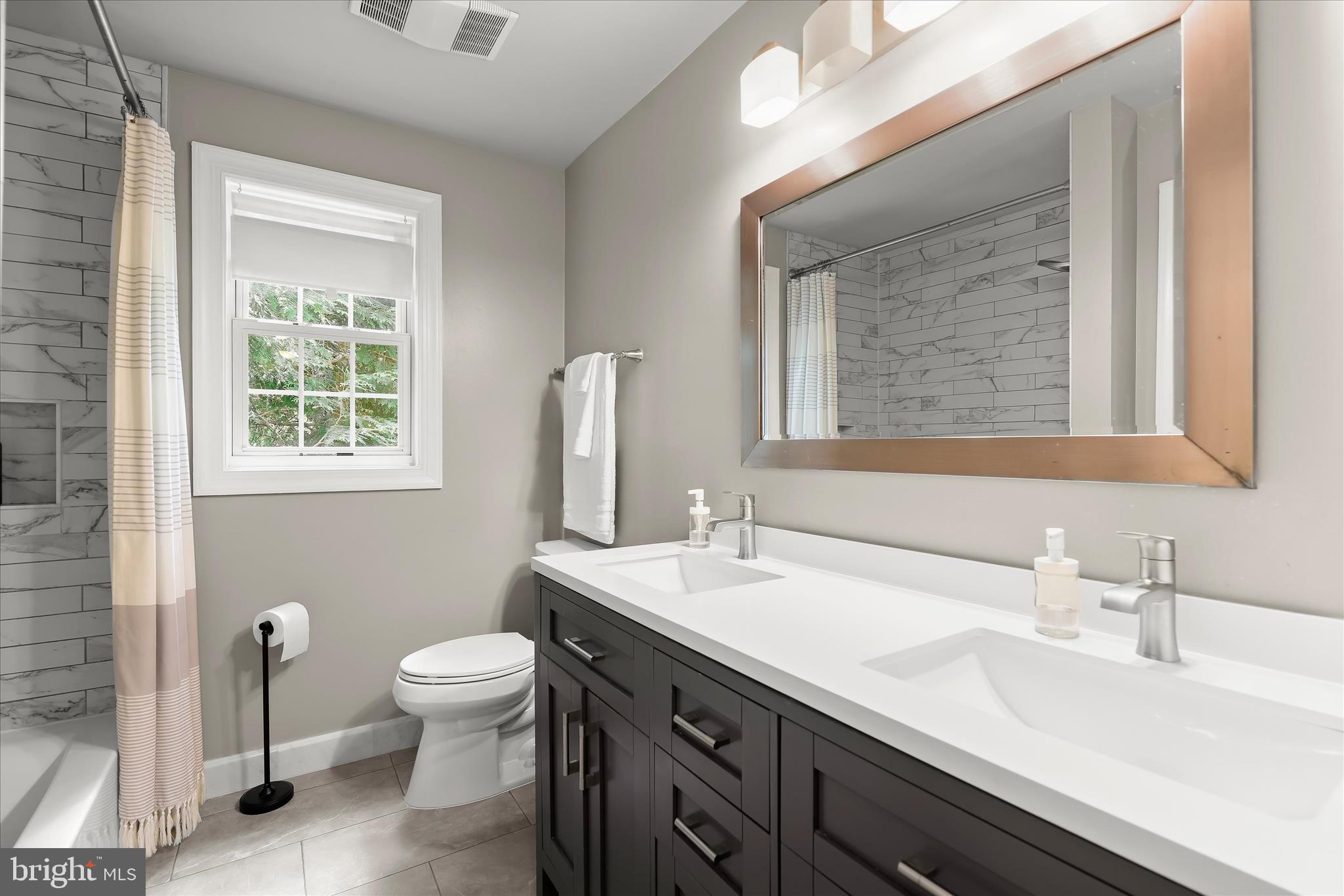 FIELDSTONE - Residential