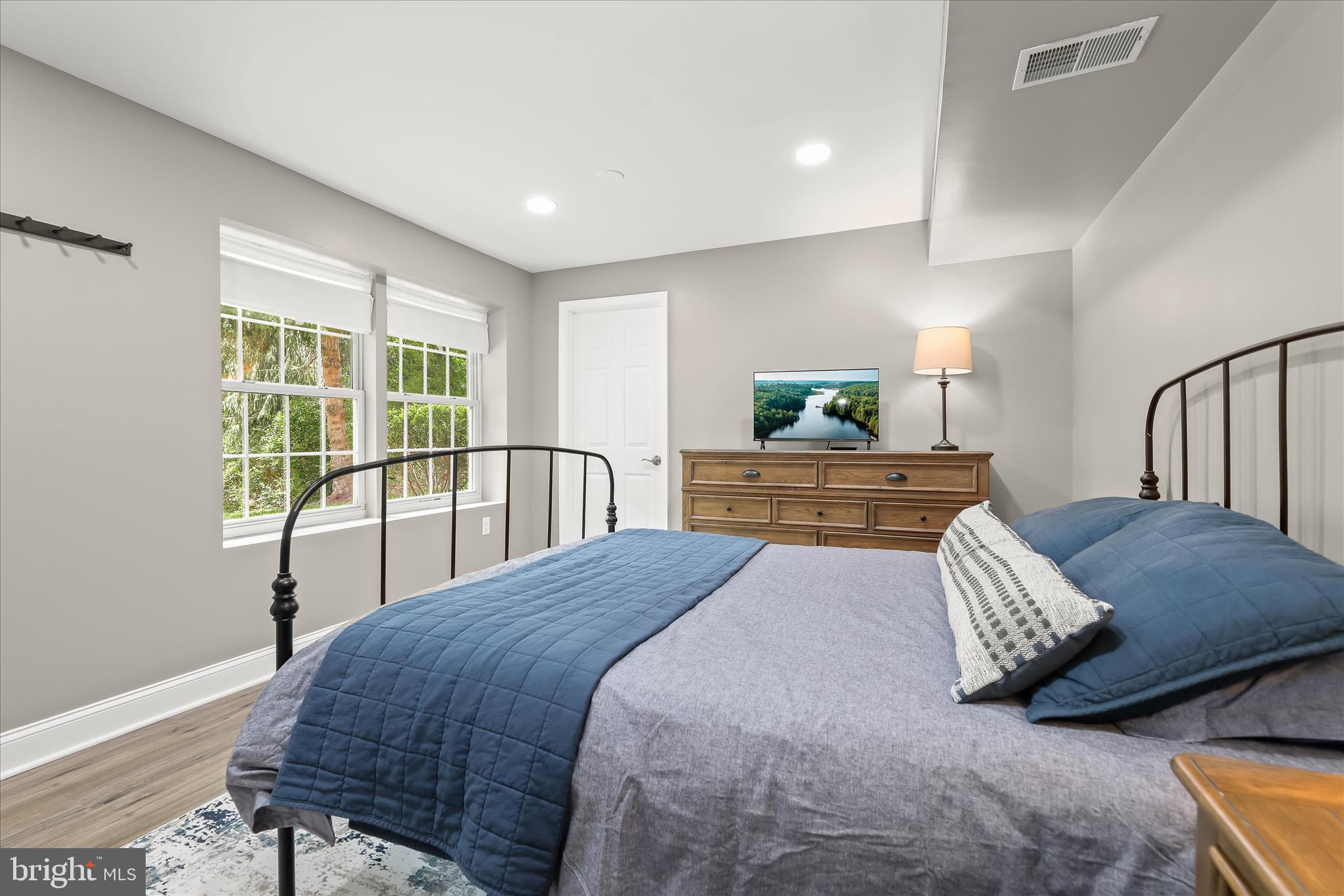 FIELDSTONE - Residential
