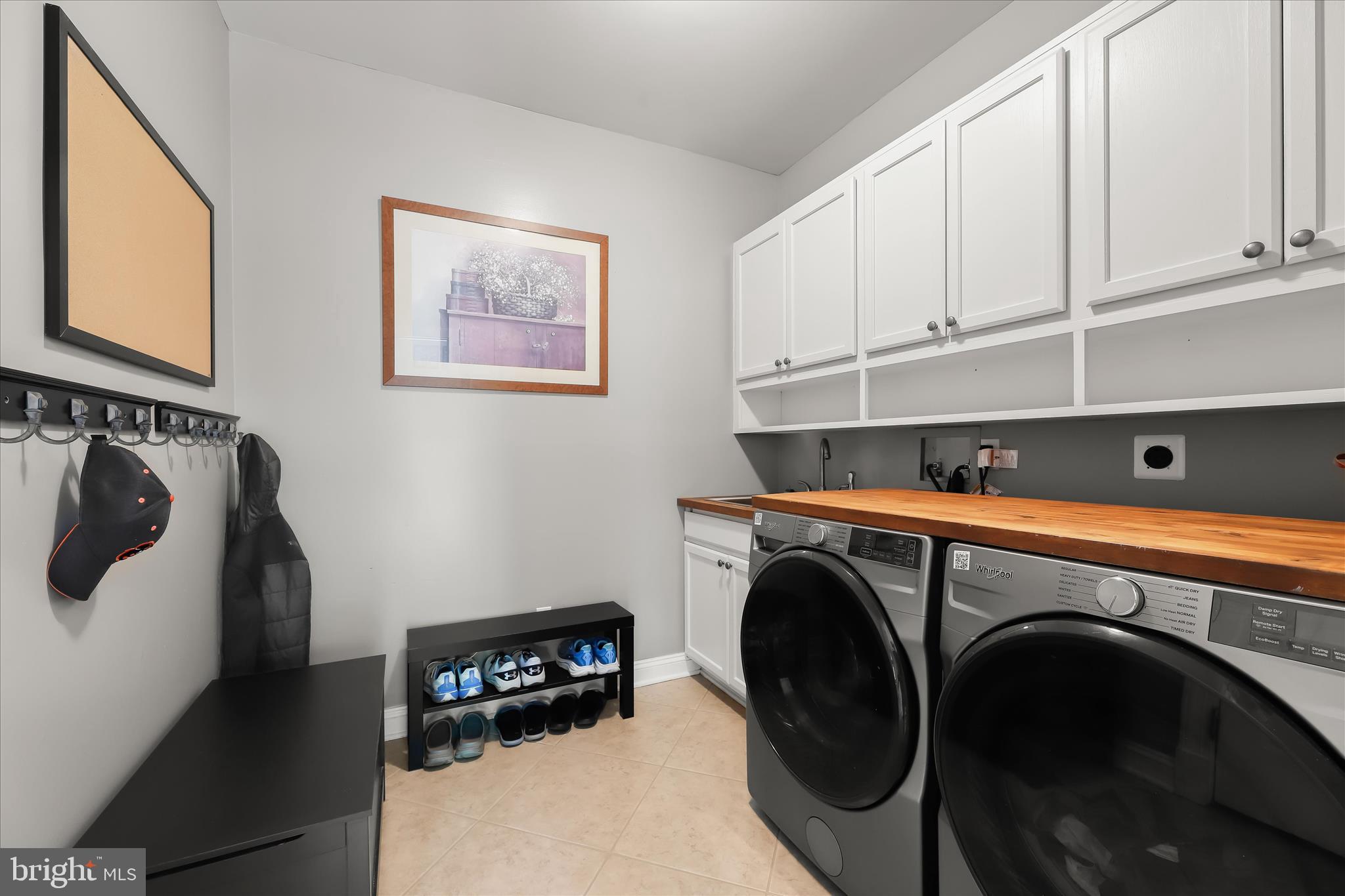 FIELDSTONE - Residential