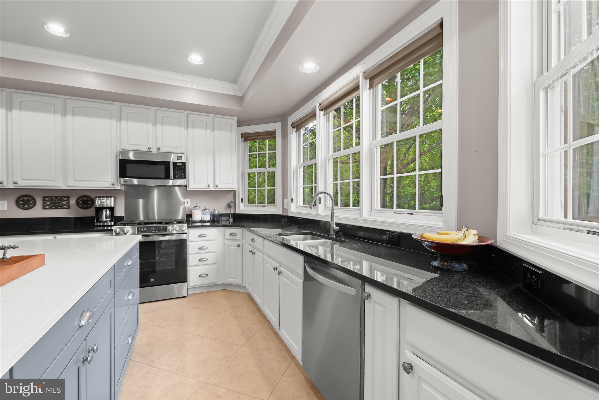 FIELDSTONE - Residential