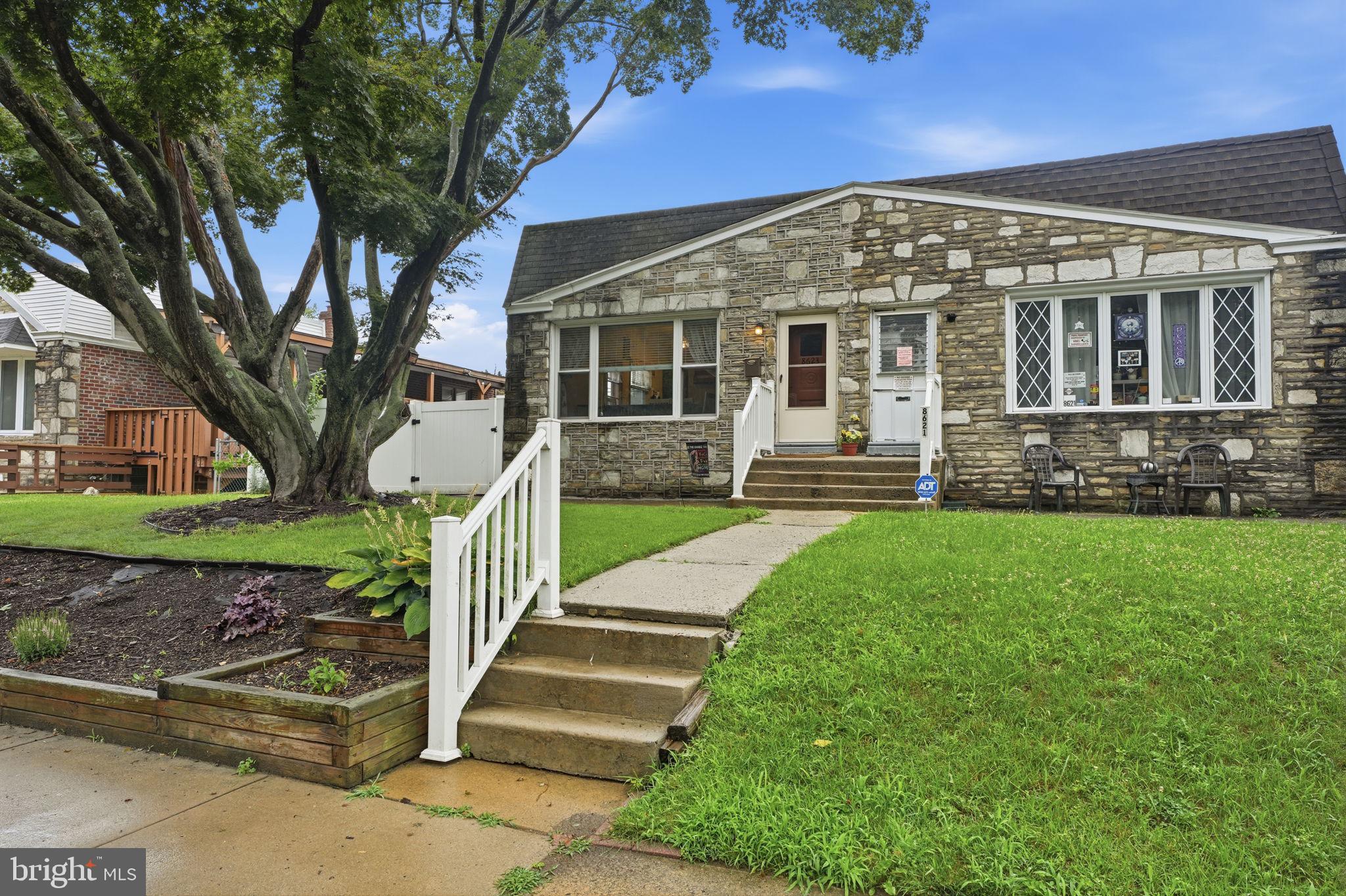 BELLS CORNER - Residential