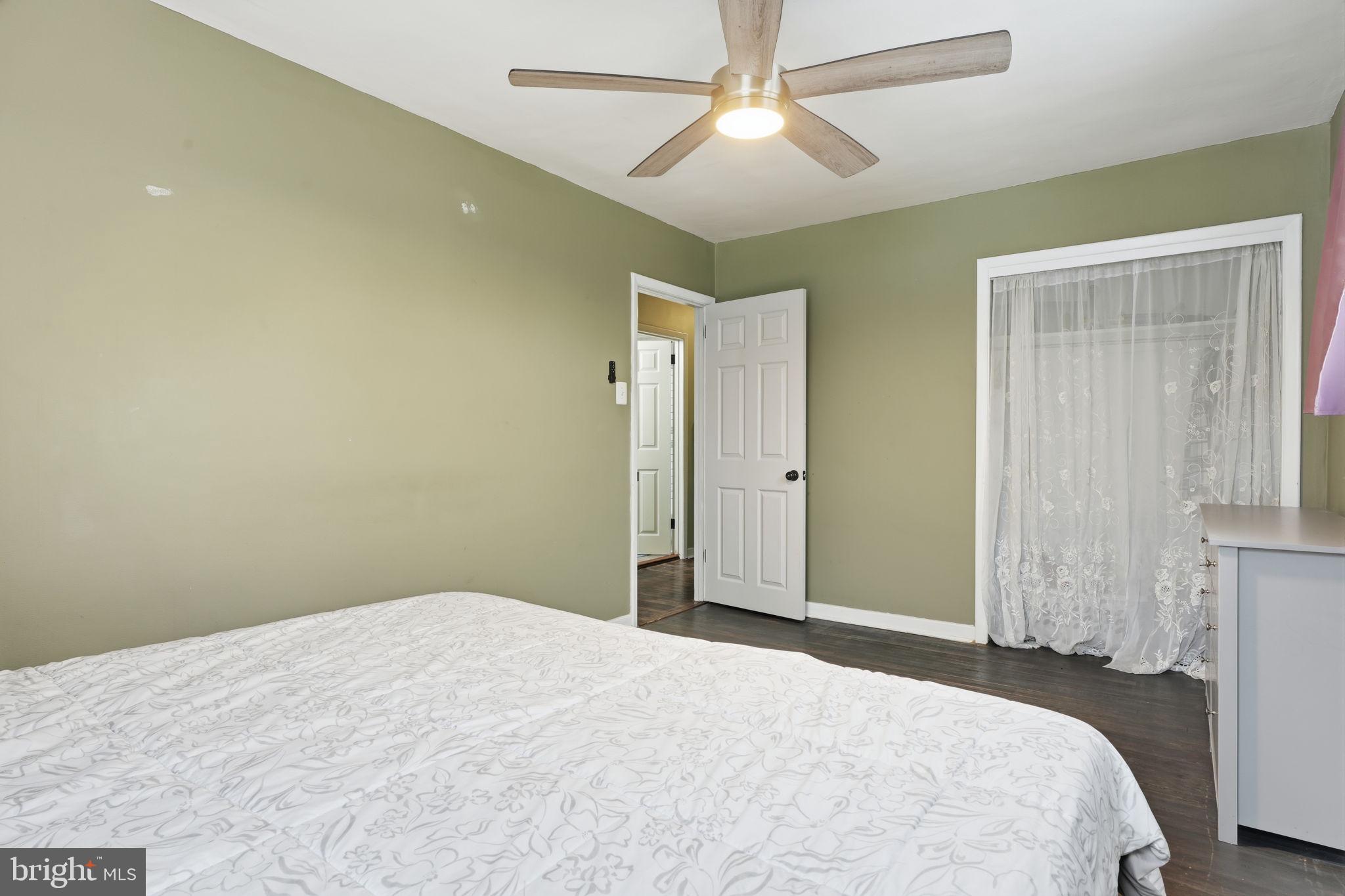 BELLS CORNER - Residential