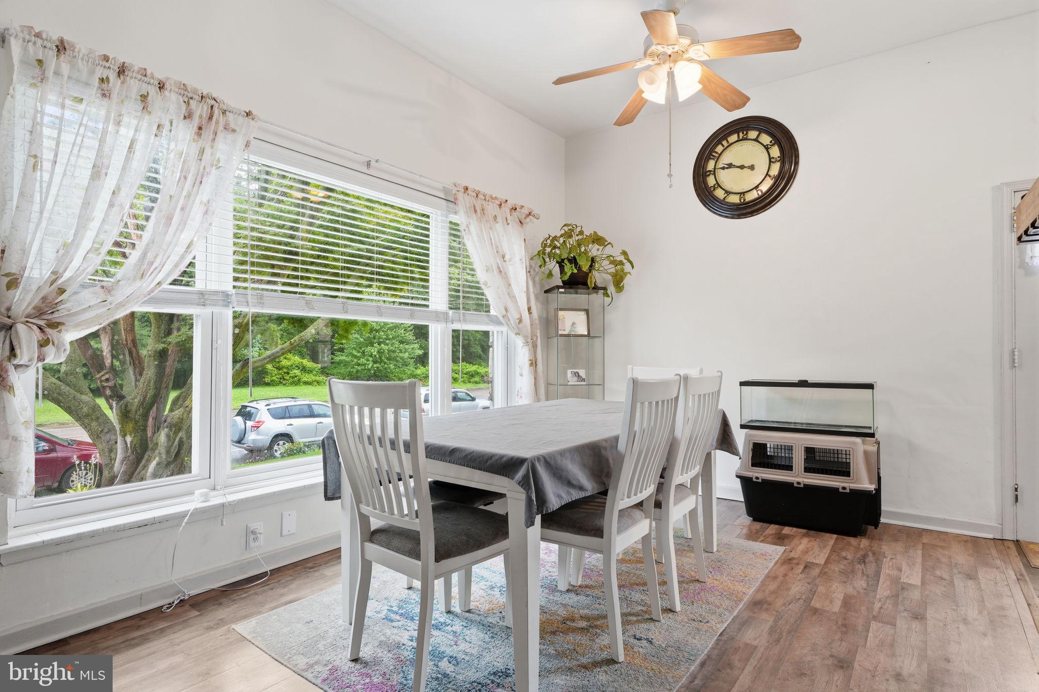 BELLS CORNER - Residential