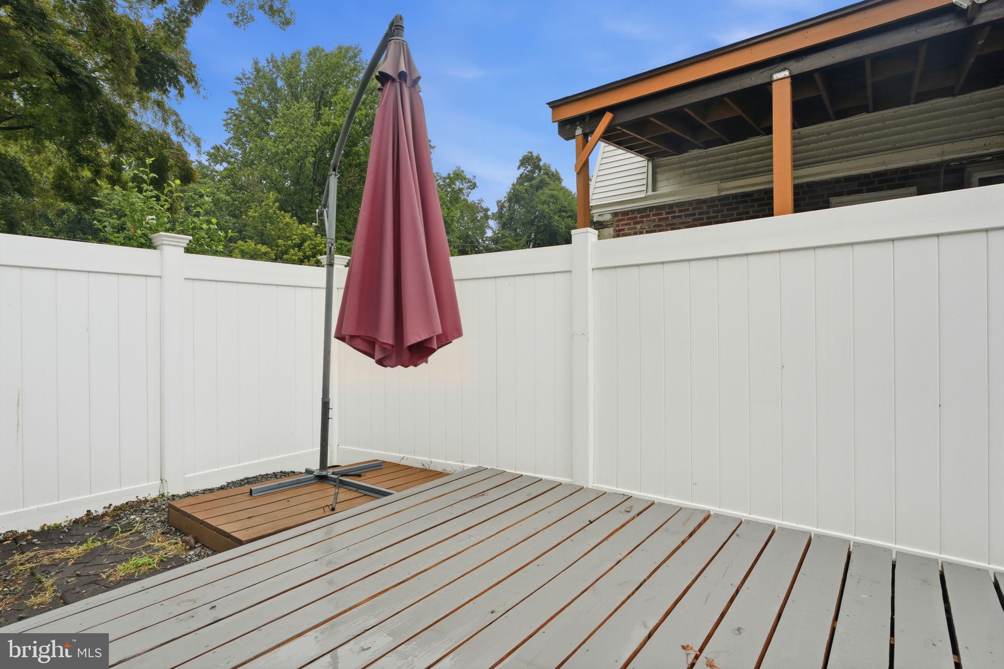 BELLS CORNER - Residential