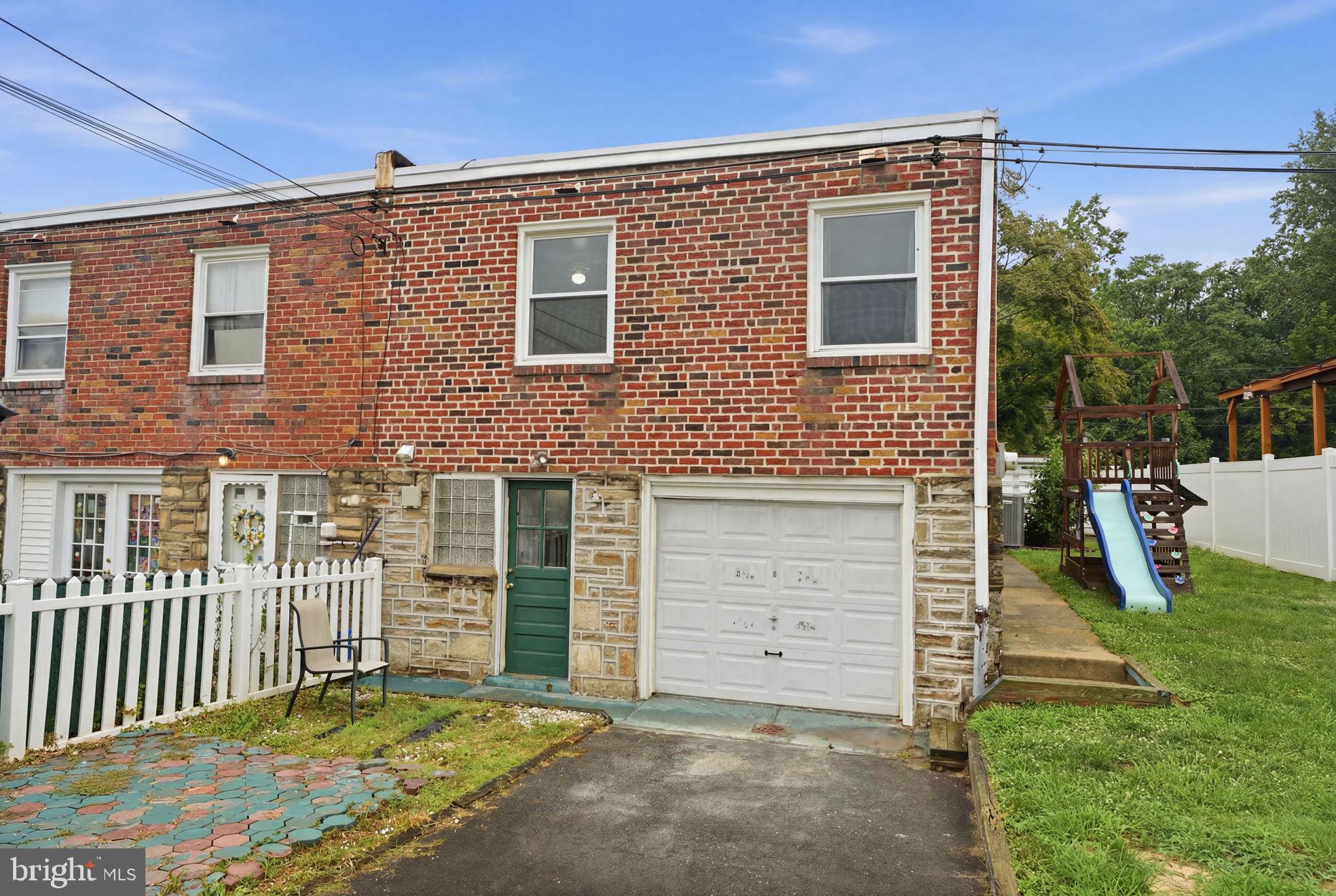 BELLS CORNER - Residential