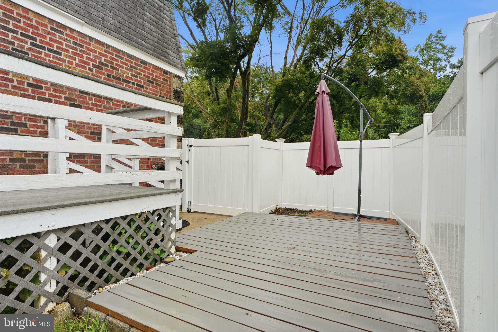 BELLS CORNER - Residential