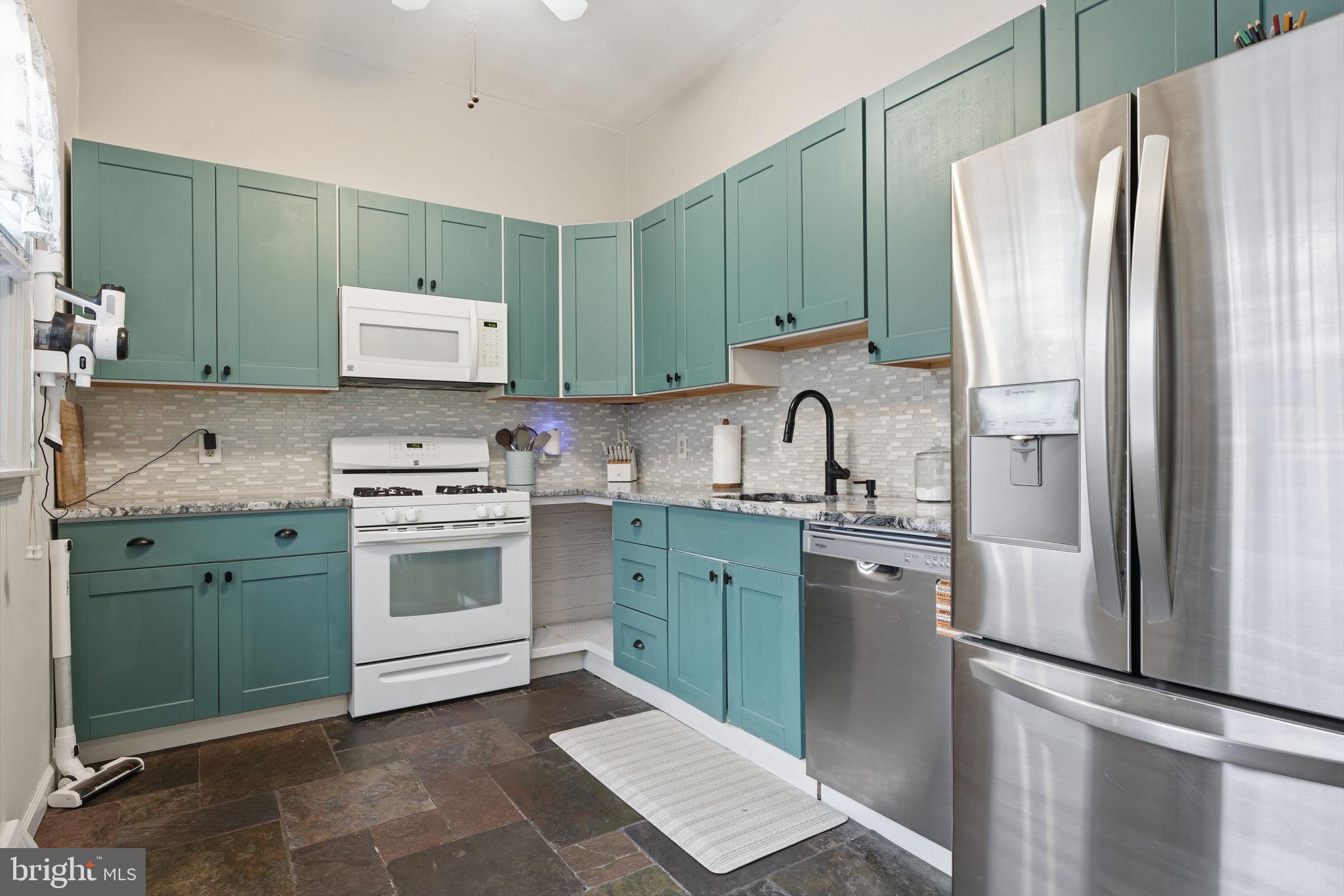 BELLS CORNER - Residential