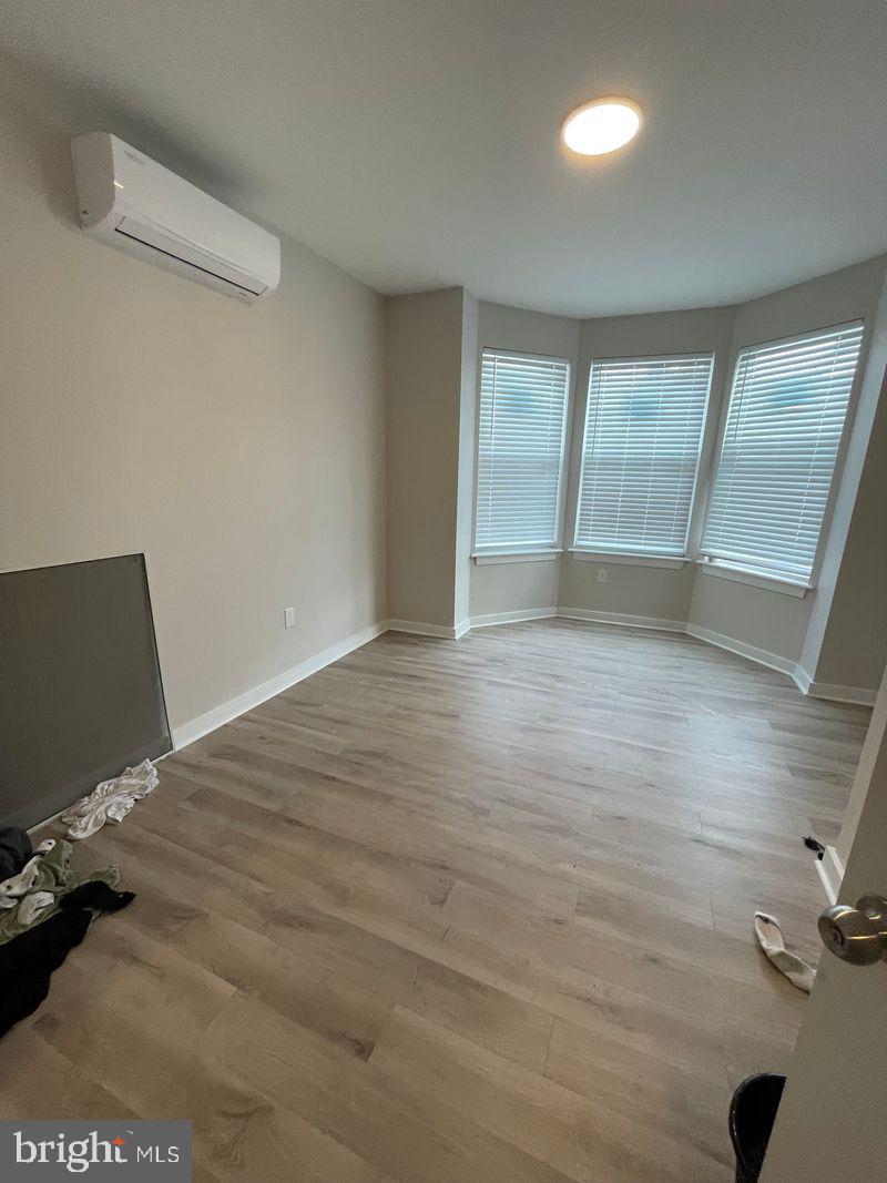 PHILADELPHIA - Residential