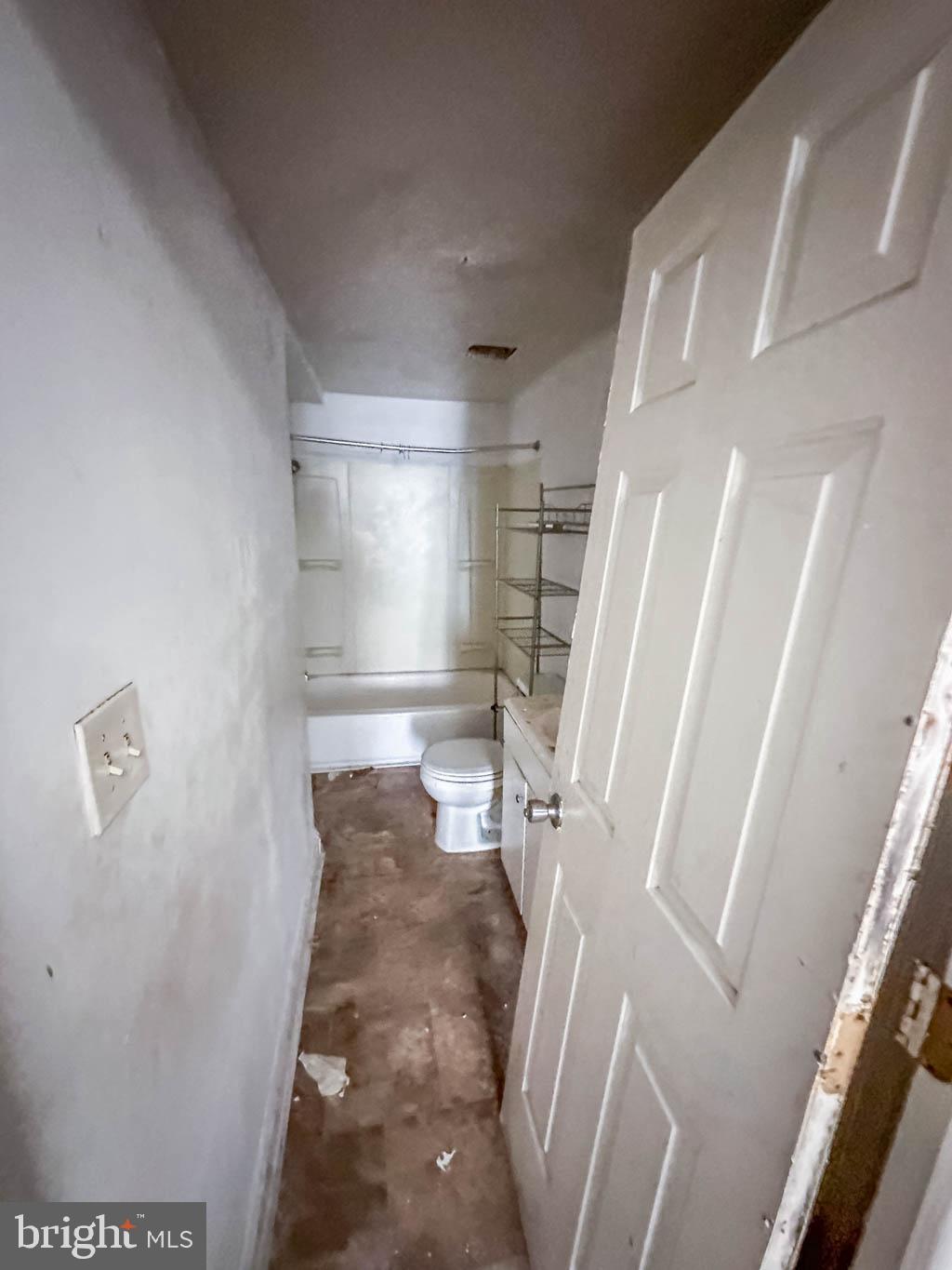 WEST BALTIMORE - Residential