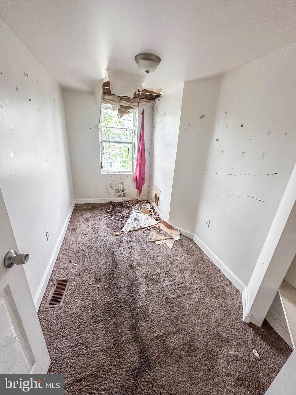 WEST BALTIMORE - Residential