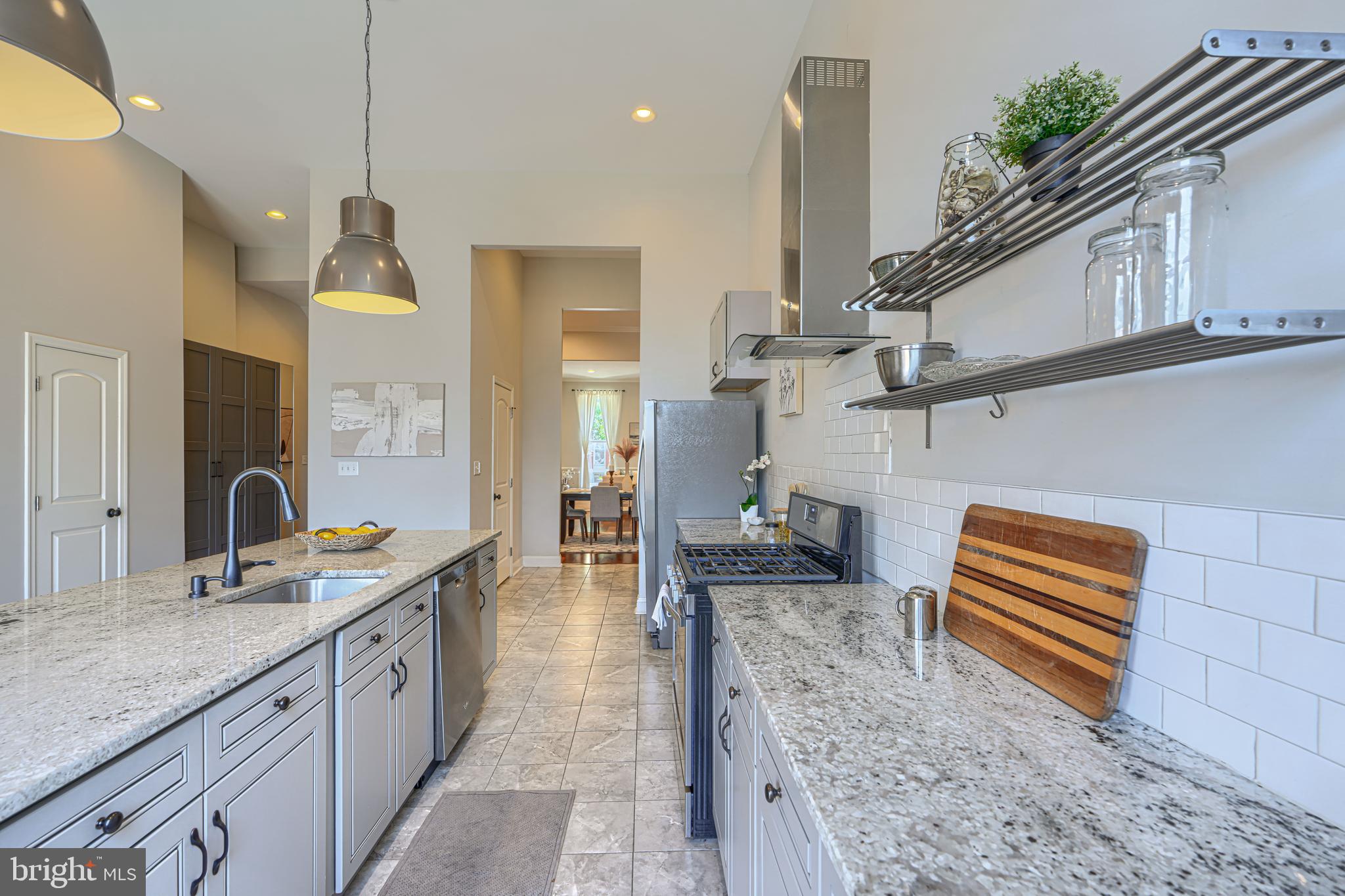 RESERVOIR HILL - Residential