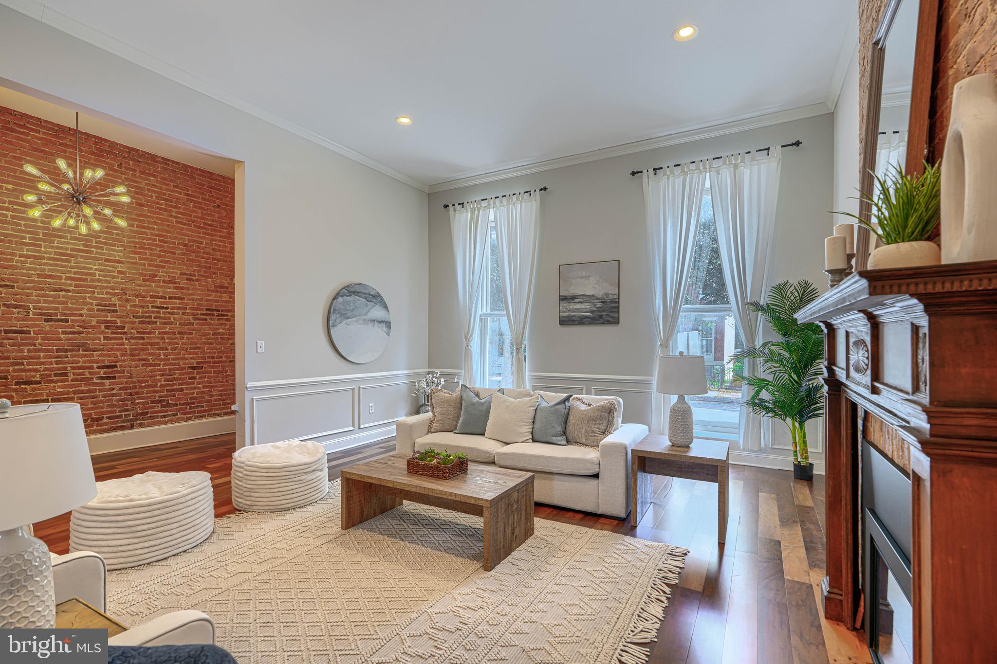 RESERVOIR HILL - Residential