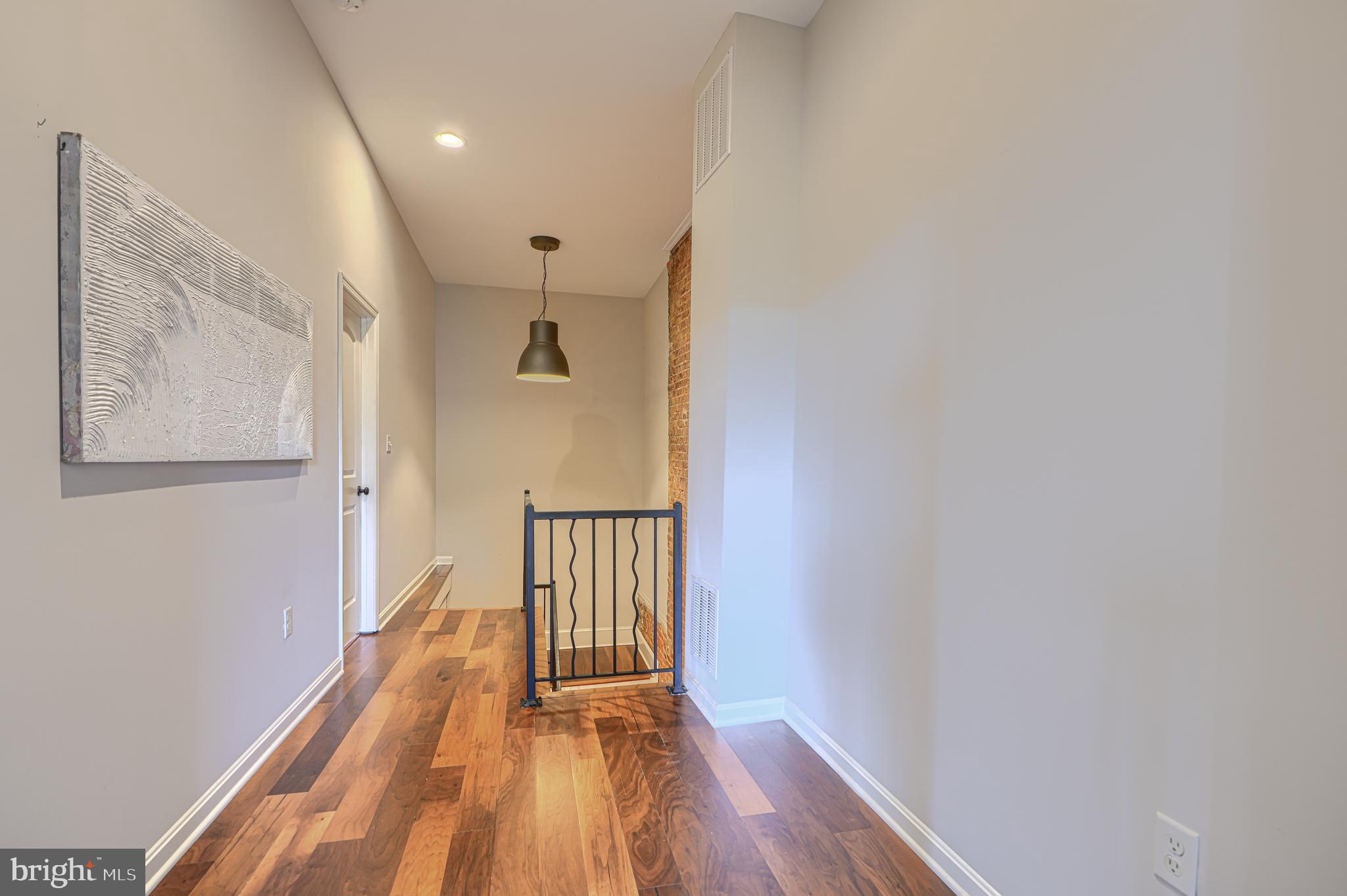 RESERVOIR HILL - Residential