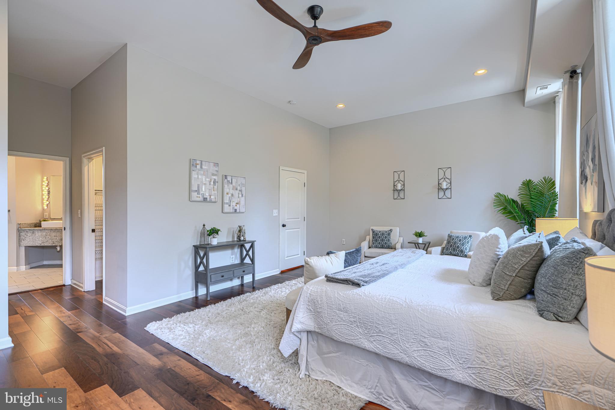RESERVOIR HILL - Residential