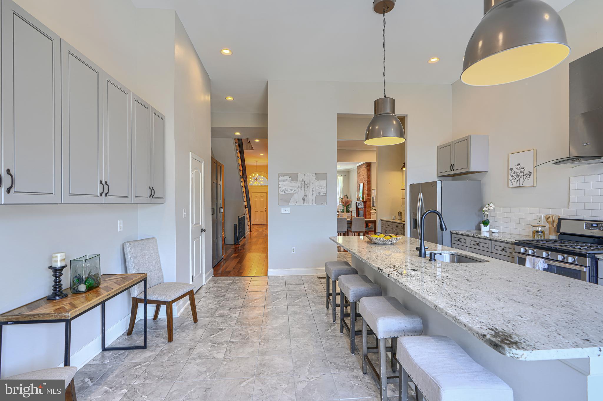 RESERVOIR HILL - Residential