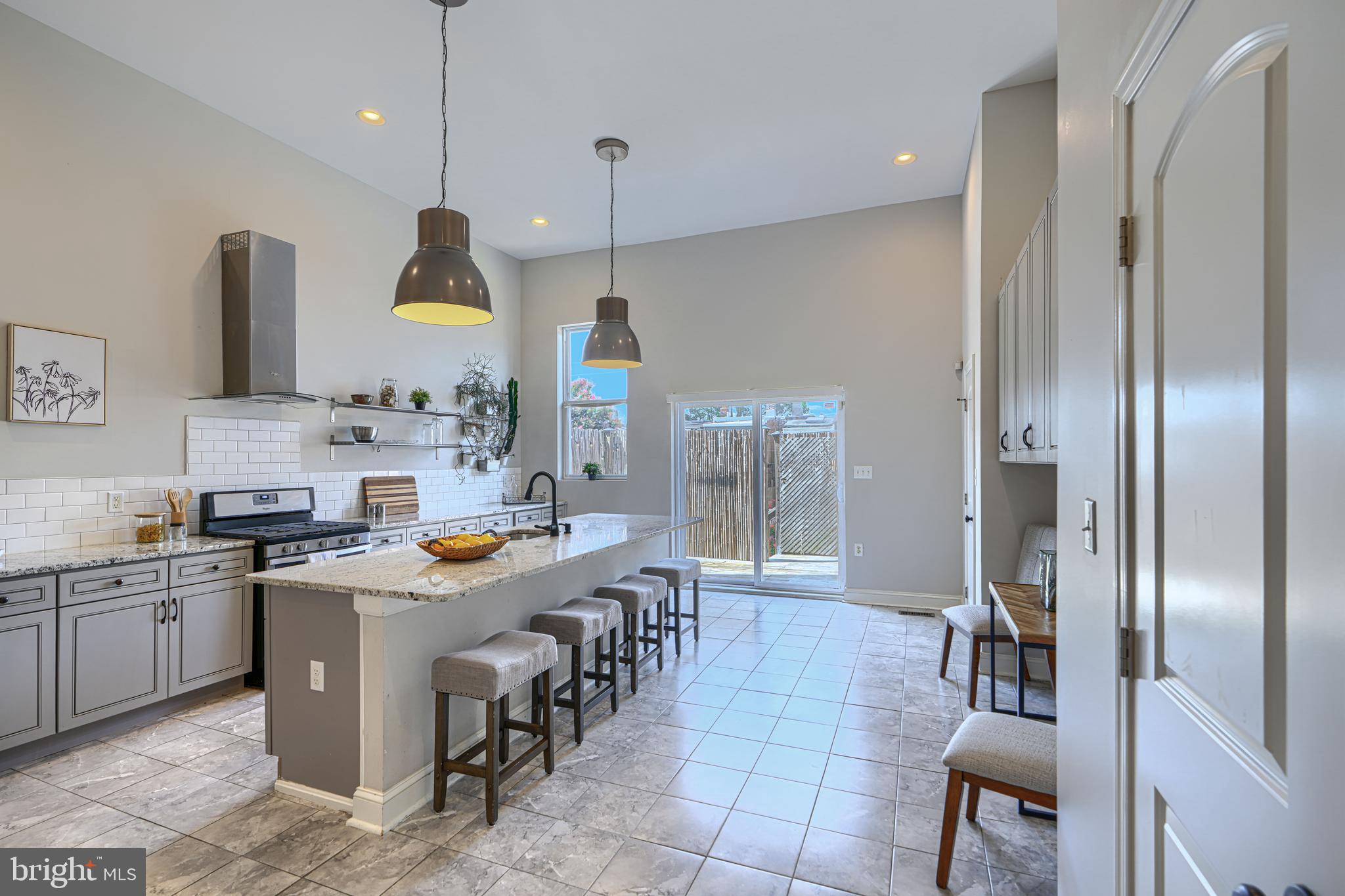 RESERVOIR HILL - Residential