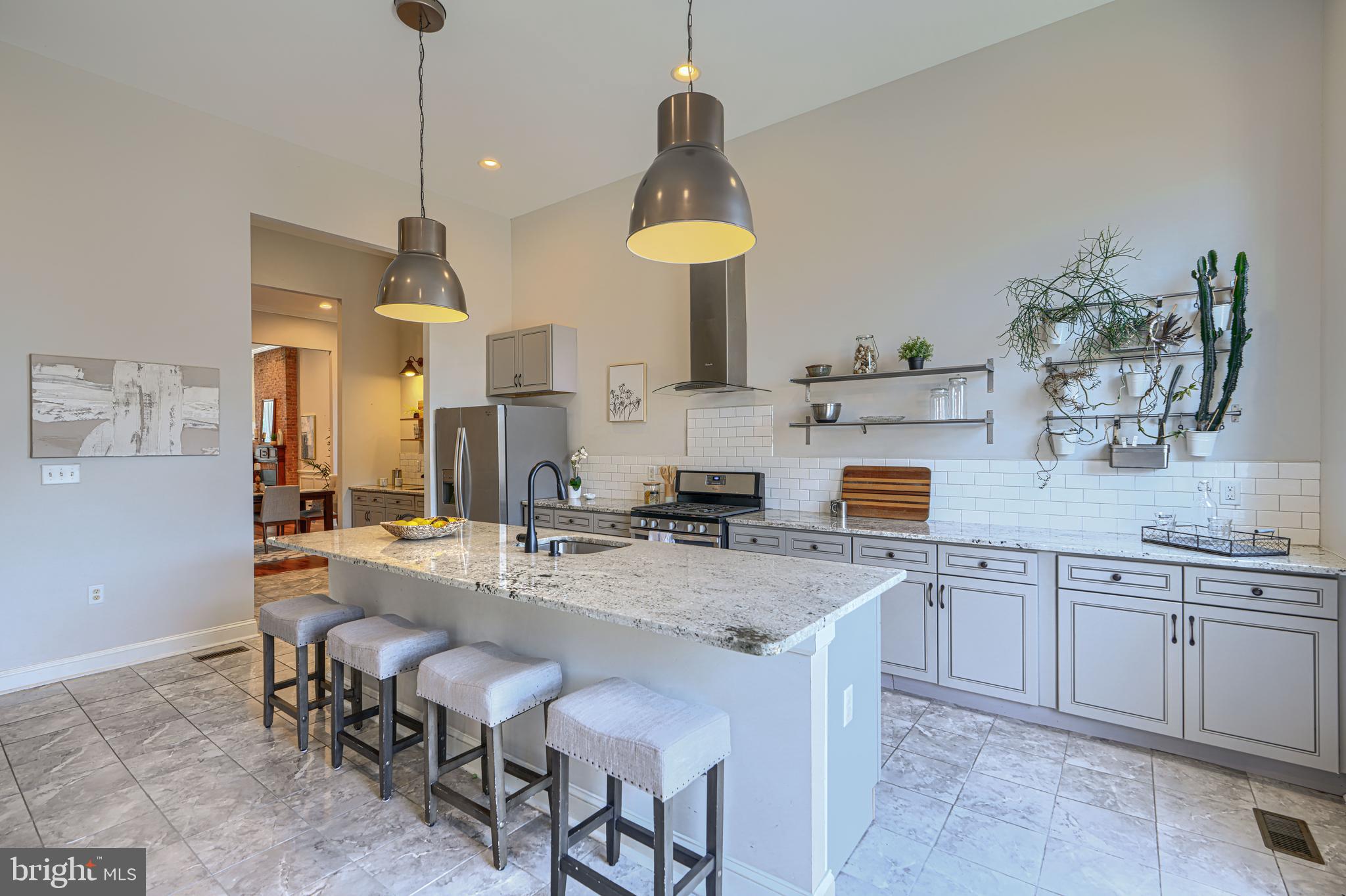 RESERVOIR HILL - Residential