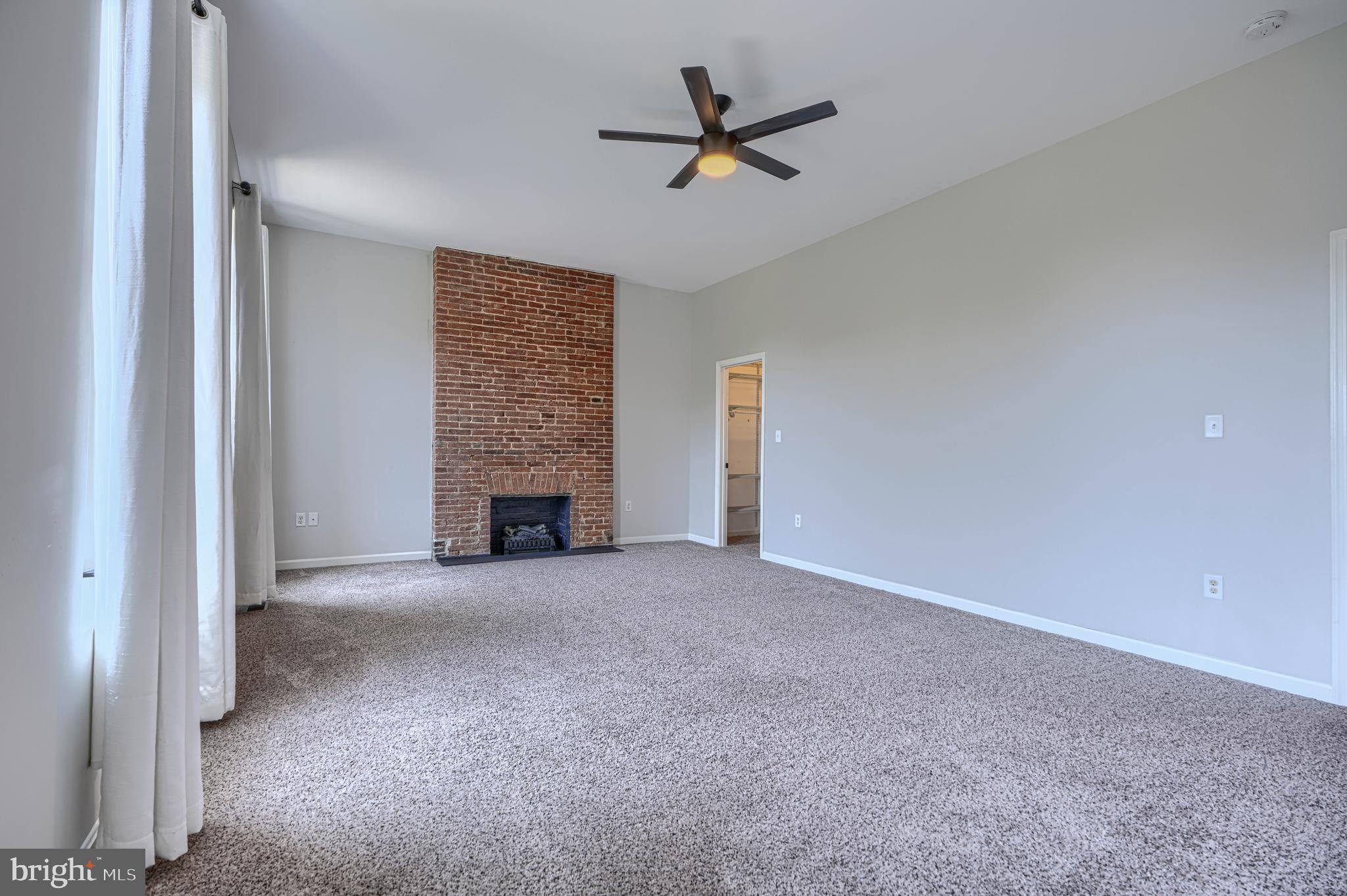 RESERVOIR HILL - Residential