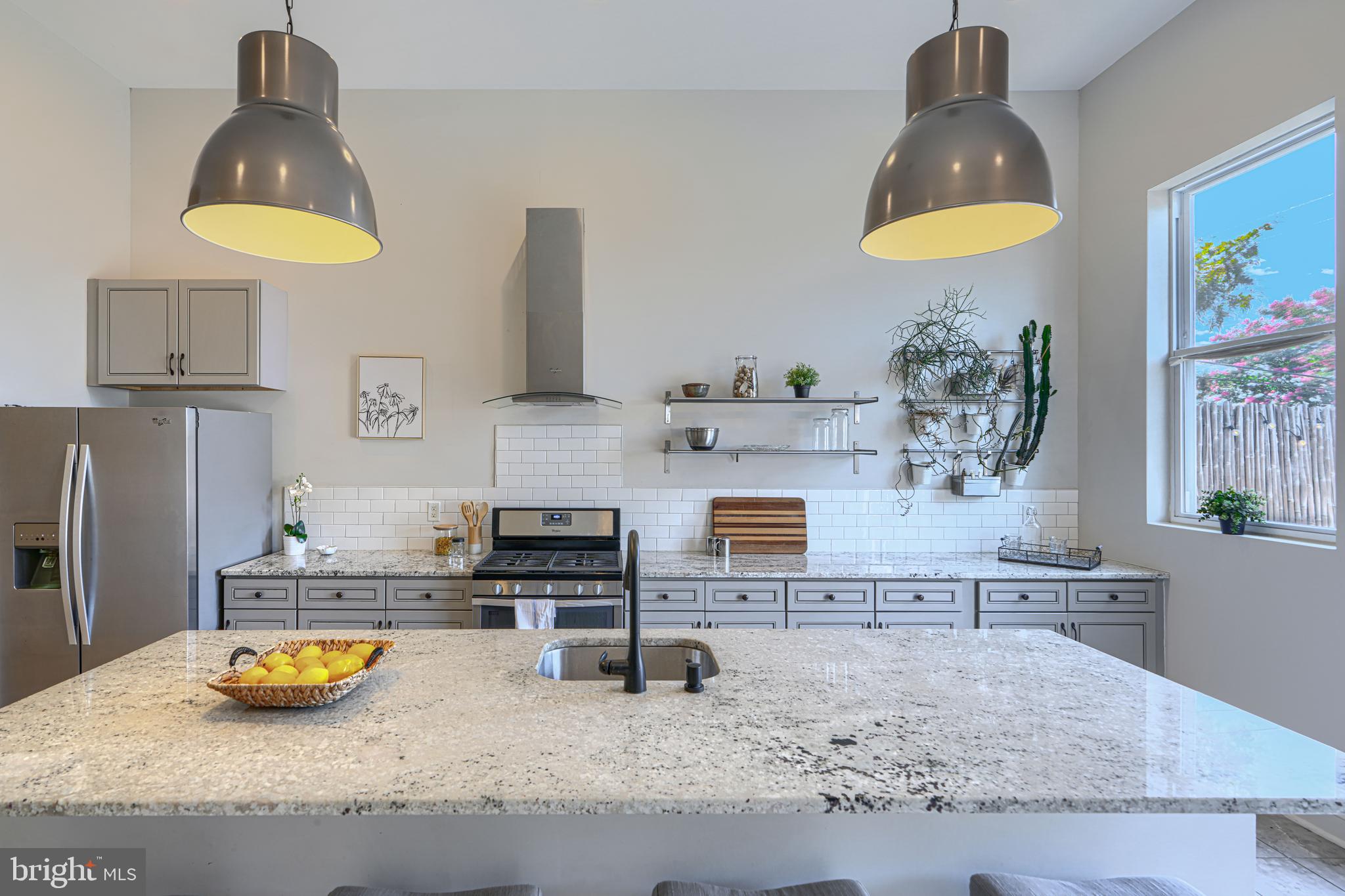 RESERVOIR HILL - Residential