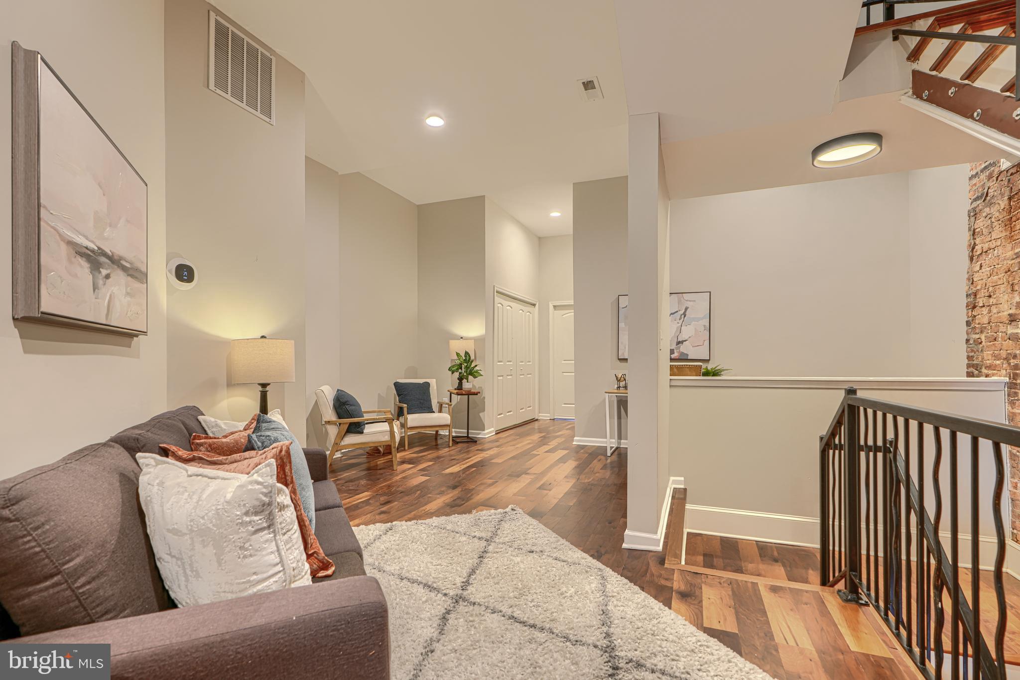 RESERVOIR HILL - Residential