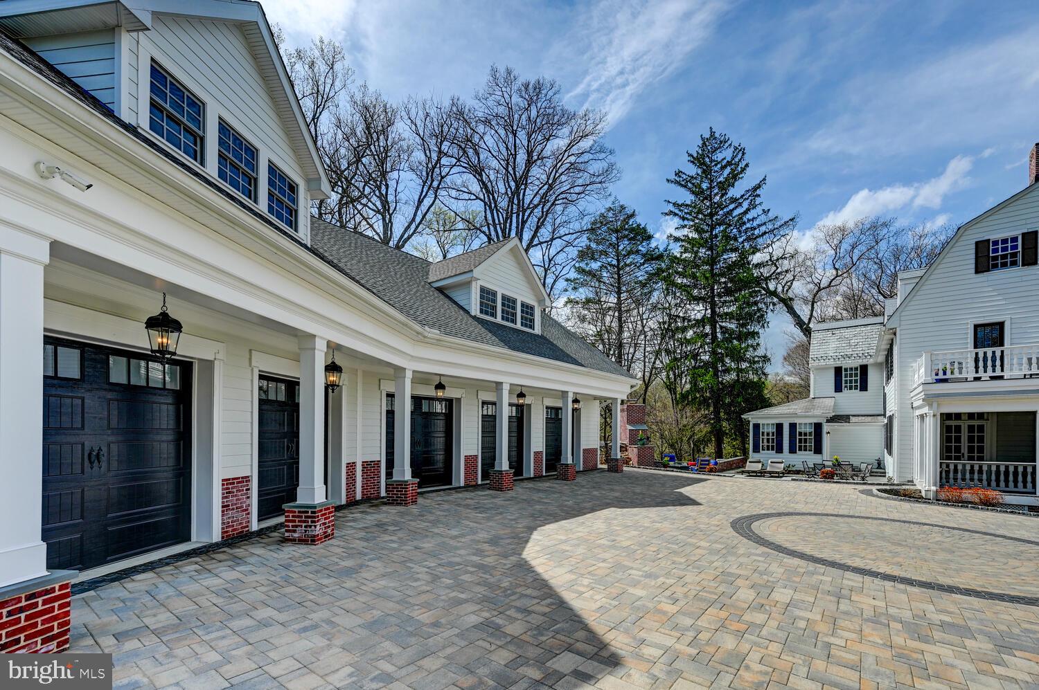 RUXTON - Residential