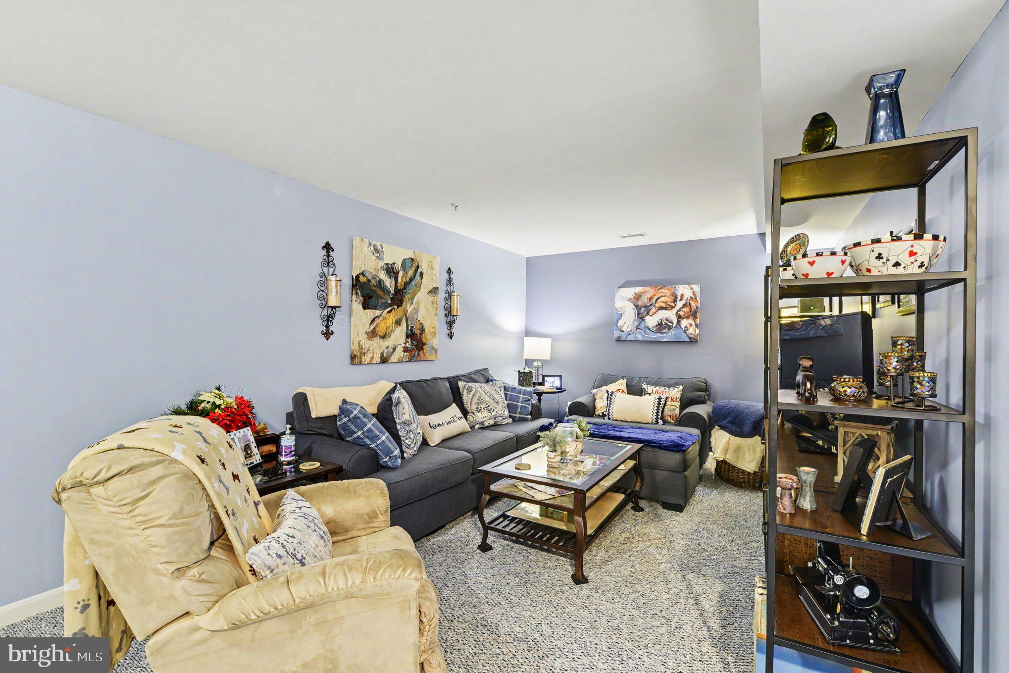 WINTERS RUN MANOR - Residential