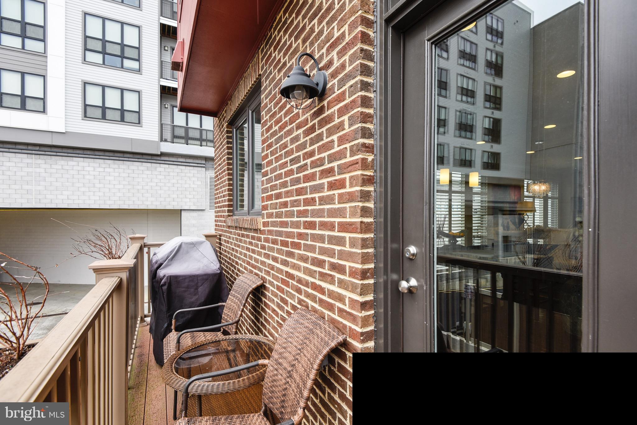 MOSAIC AT MERRIFIELD - Residential