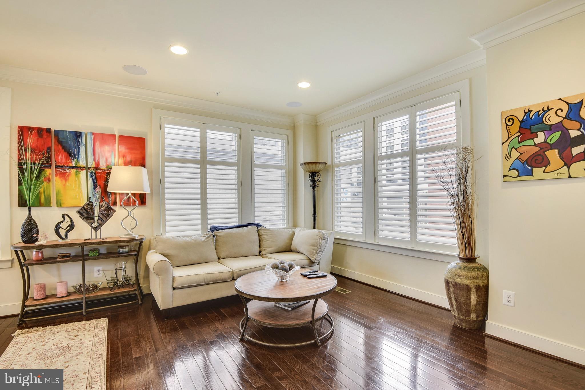 MOSAIC AT MERRIFIELD - Residential