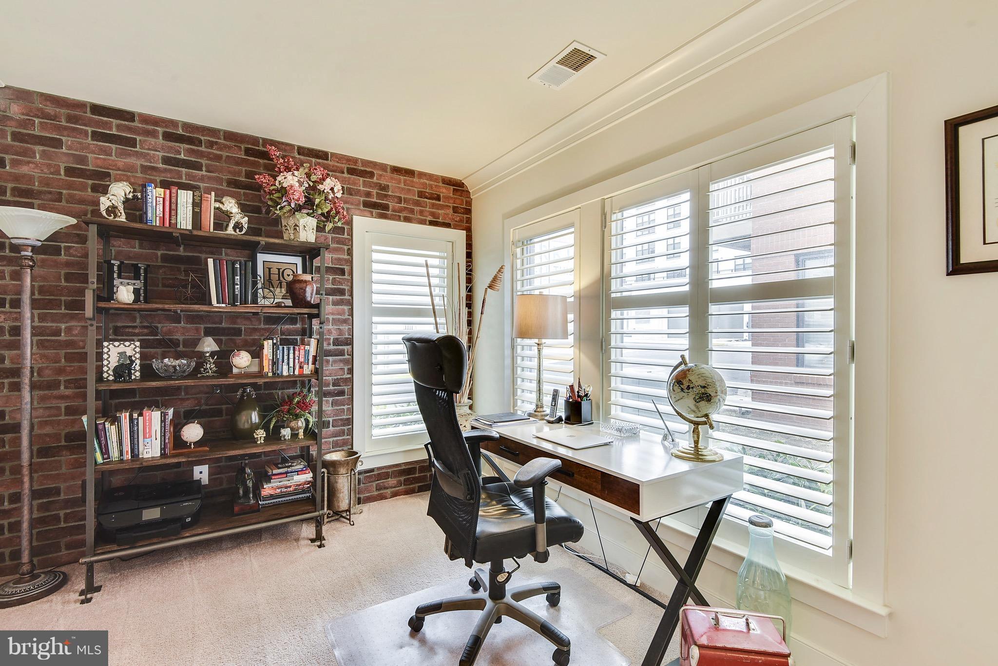 MOSAIC AT MERRIFIELD - Residential
