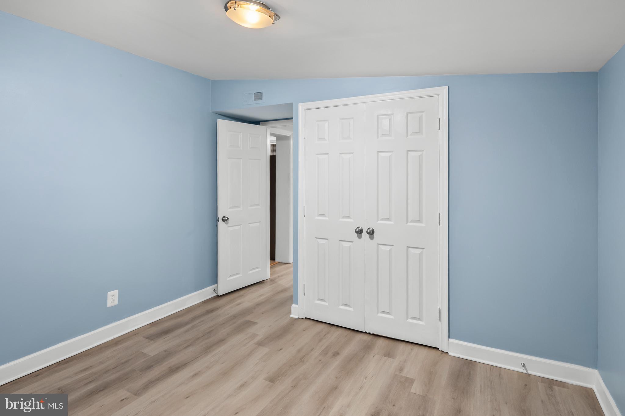 CEDARHURST ON THE BAY - Residential