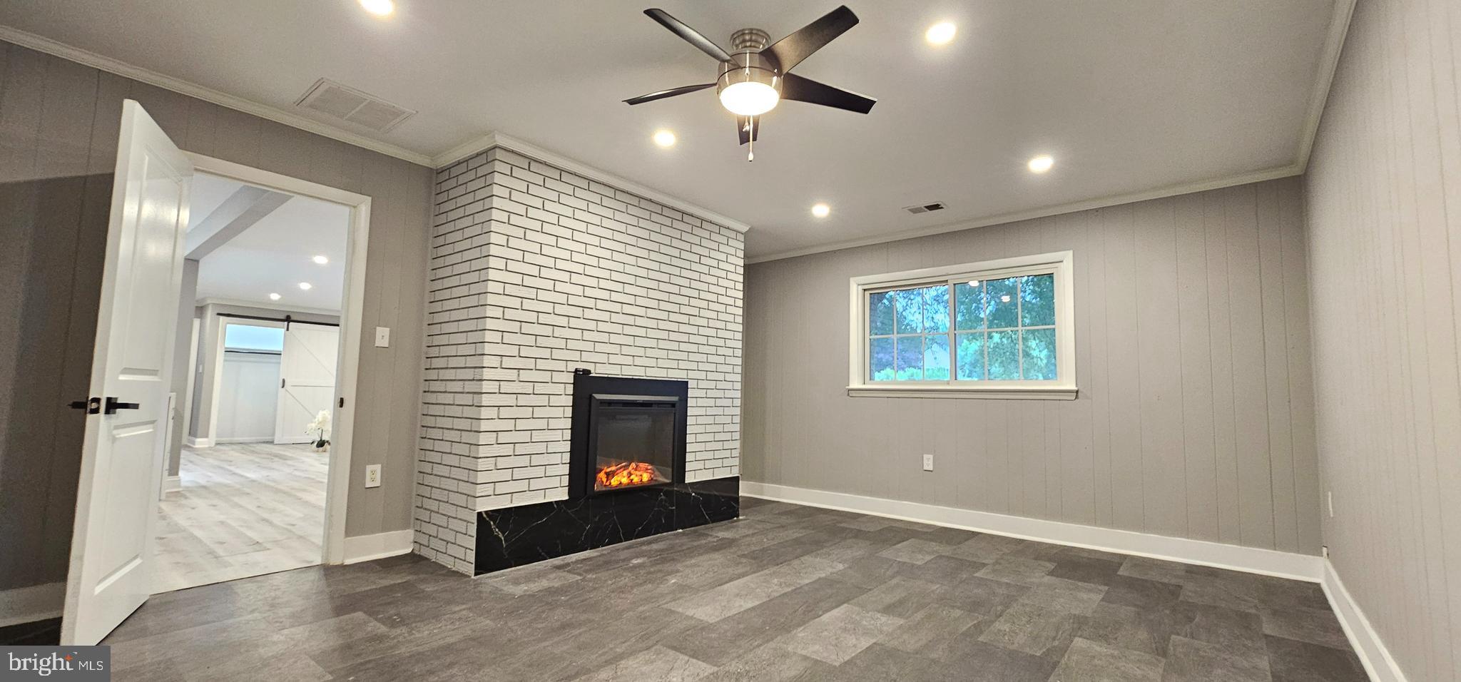 MAPLE LAWN - Residential