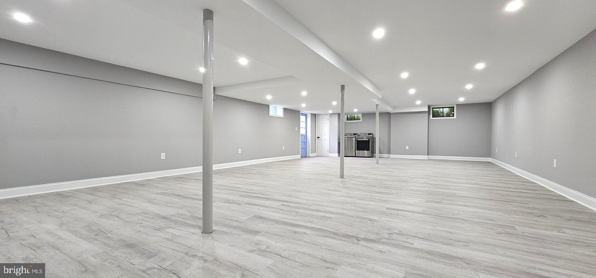 MAPLE LAWN - Residential