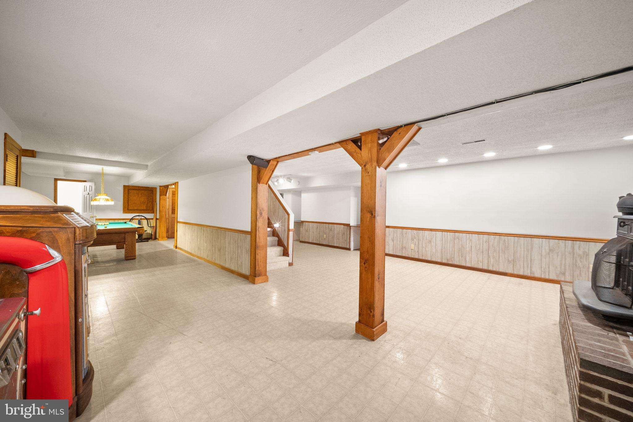 LAKE OCCOQUAN CLUB - Residential