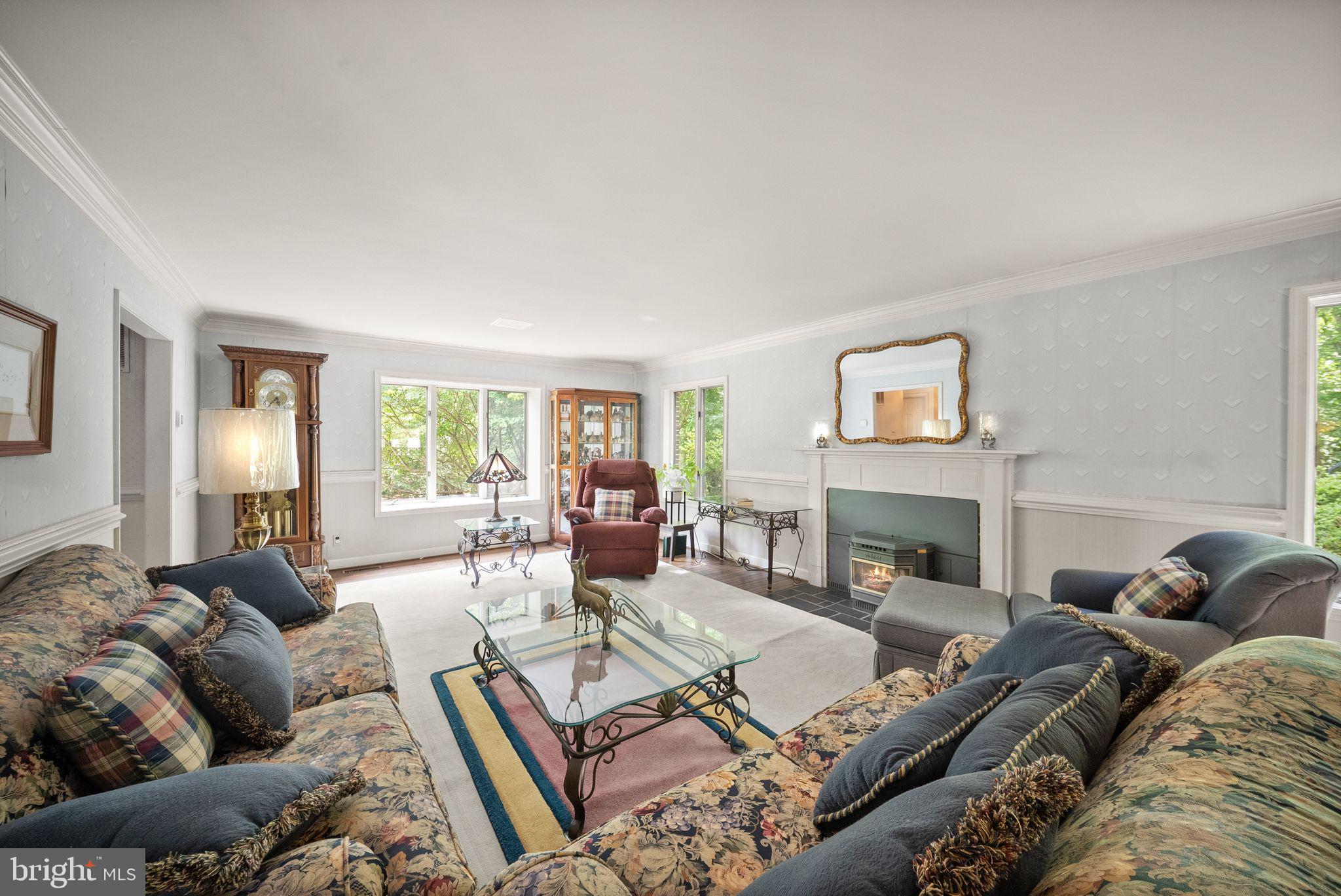 LAKE OCCOQUAN CLUB - Residential