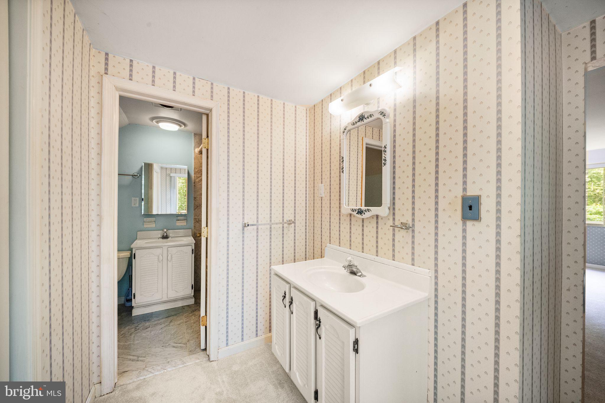 LAKE OCCOQUAN CLUB - Residential