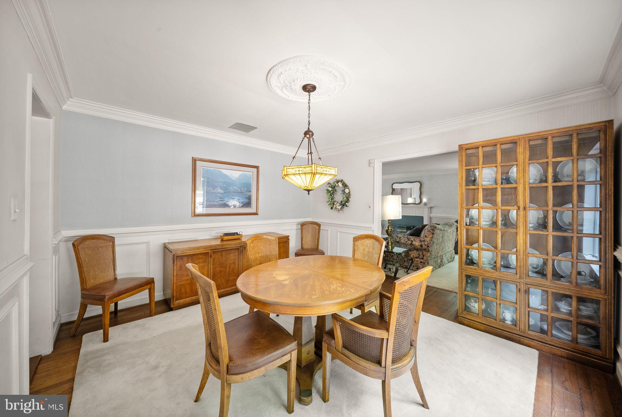 LAKE OCCOQUAN CLUB - Residential