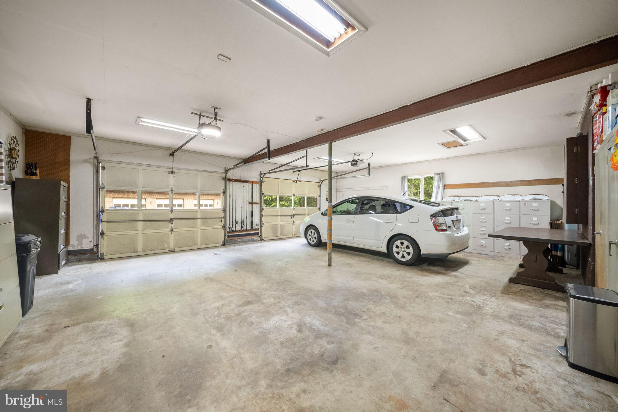 LAKE OCCOQUAN CLUB - Residential