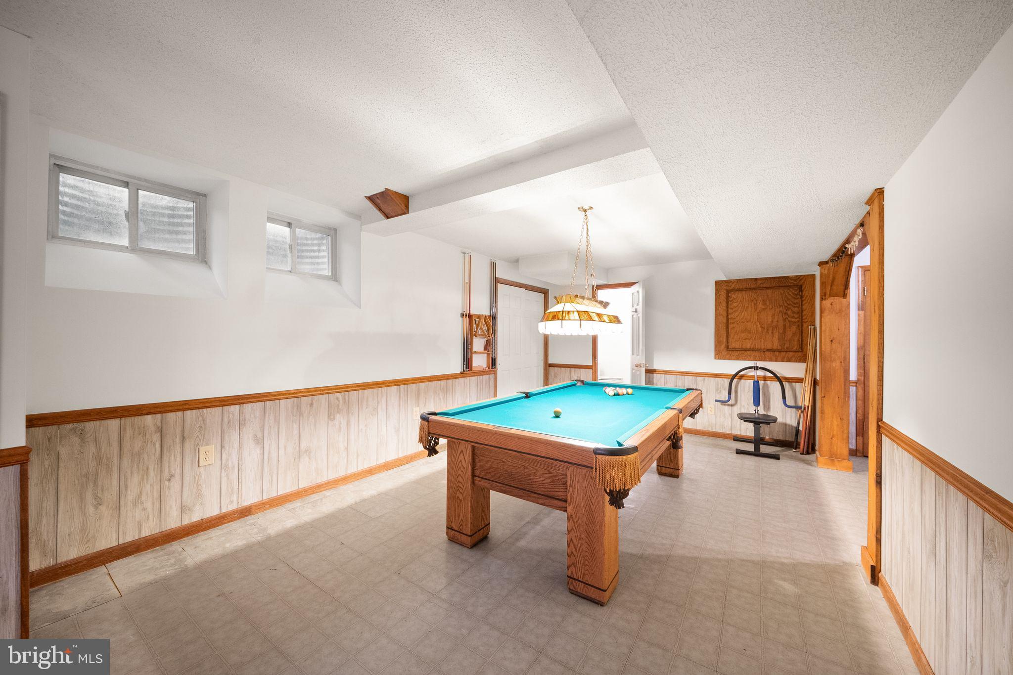 LAKE OCCOQUAN CLUB - Residential