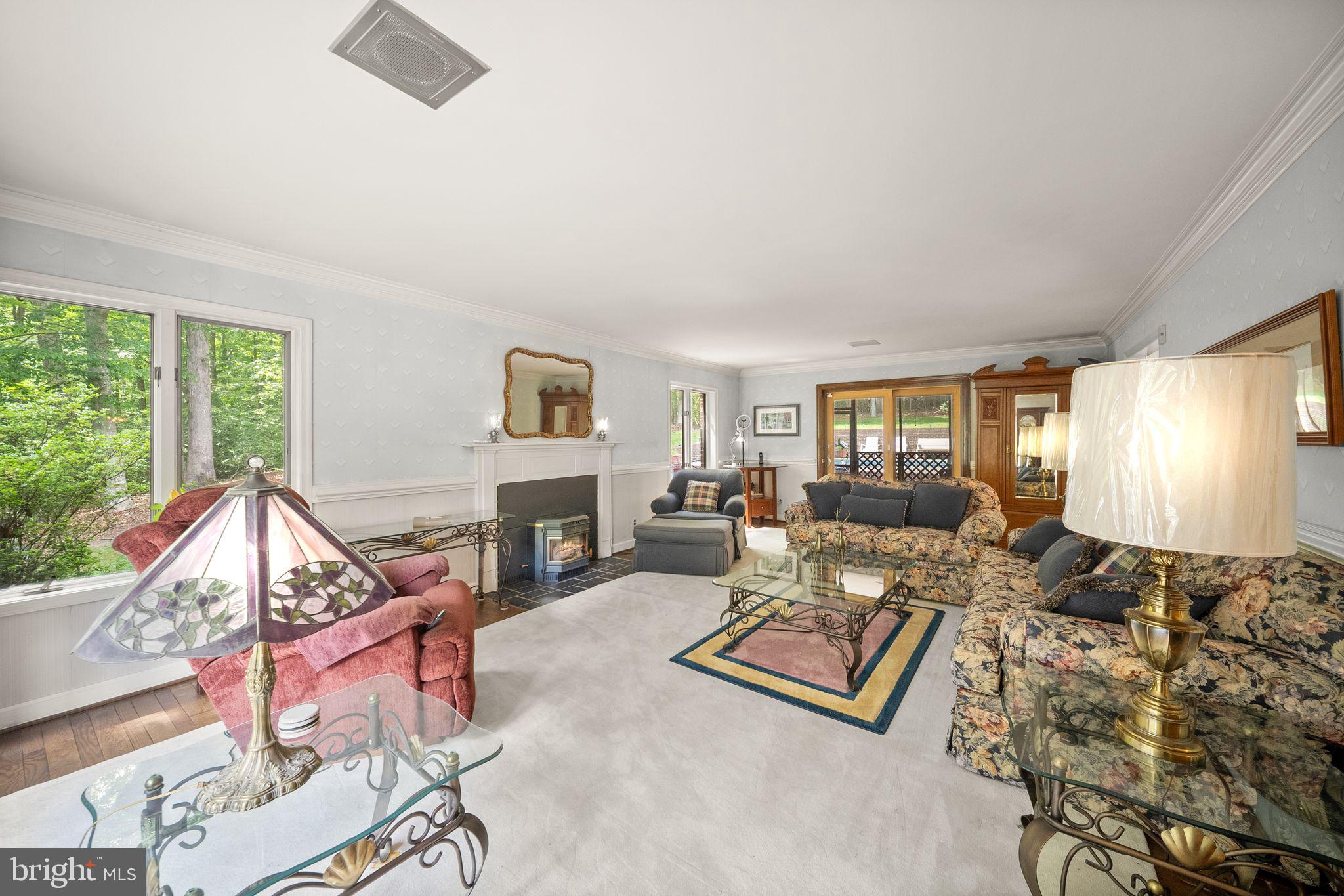 LAKE OCCOQUAN CLUB - Residential