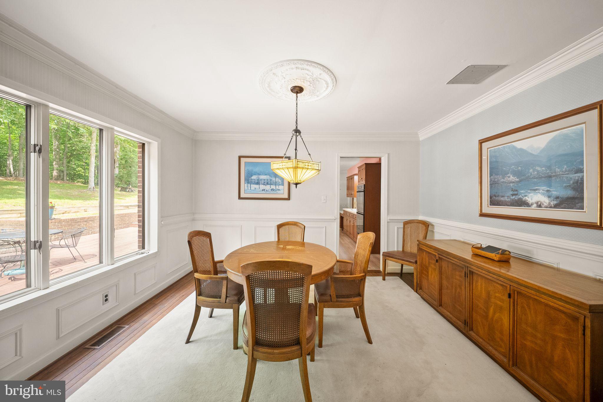 LAKE OCCOQUAN CLUB - Residential