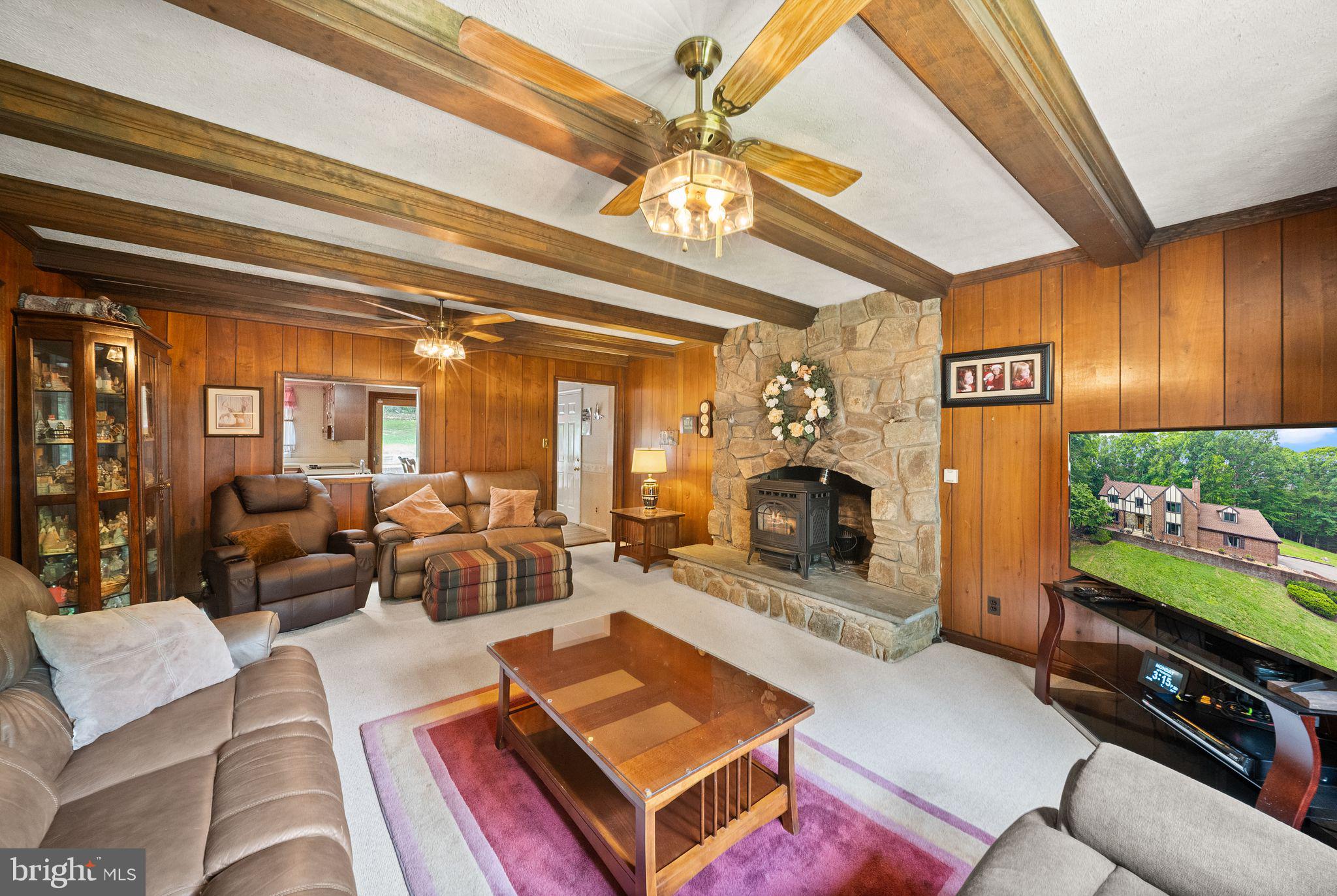 LAKE OCCOQUAN CLUB - Residential