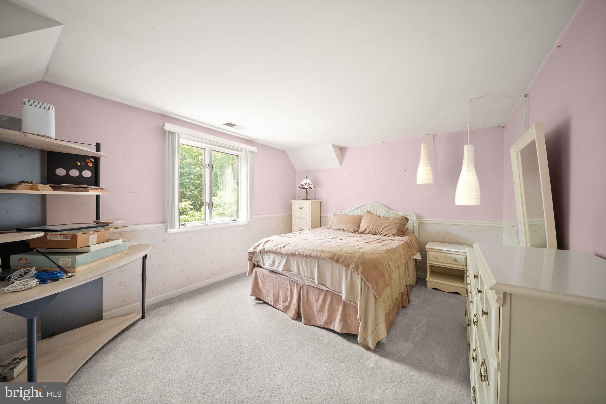 LAKE OCCOQUAN CLUB - Residential