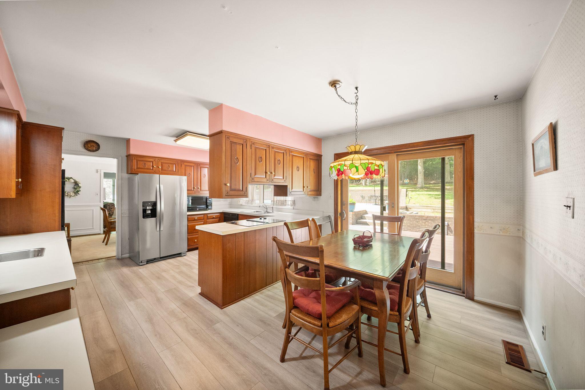 LAKE OCCOQUAN CLUB - Residential