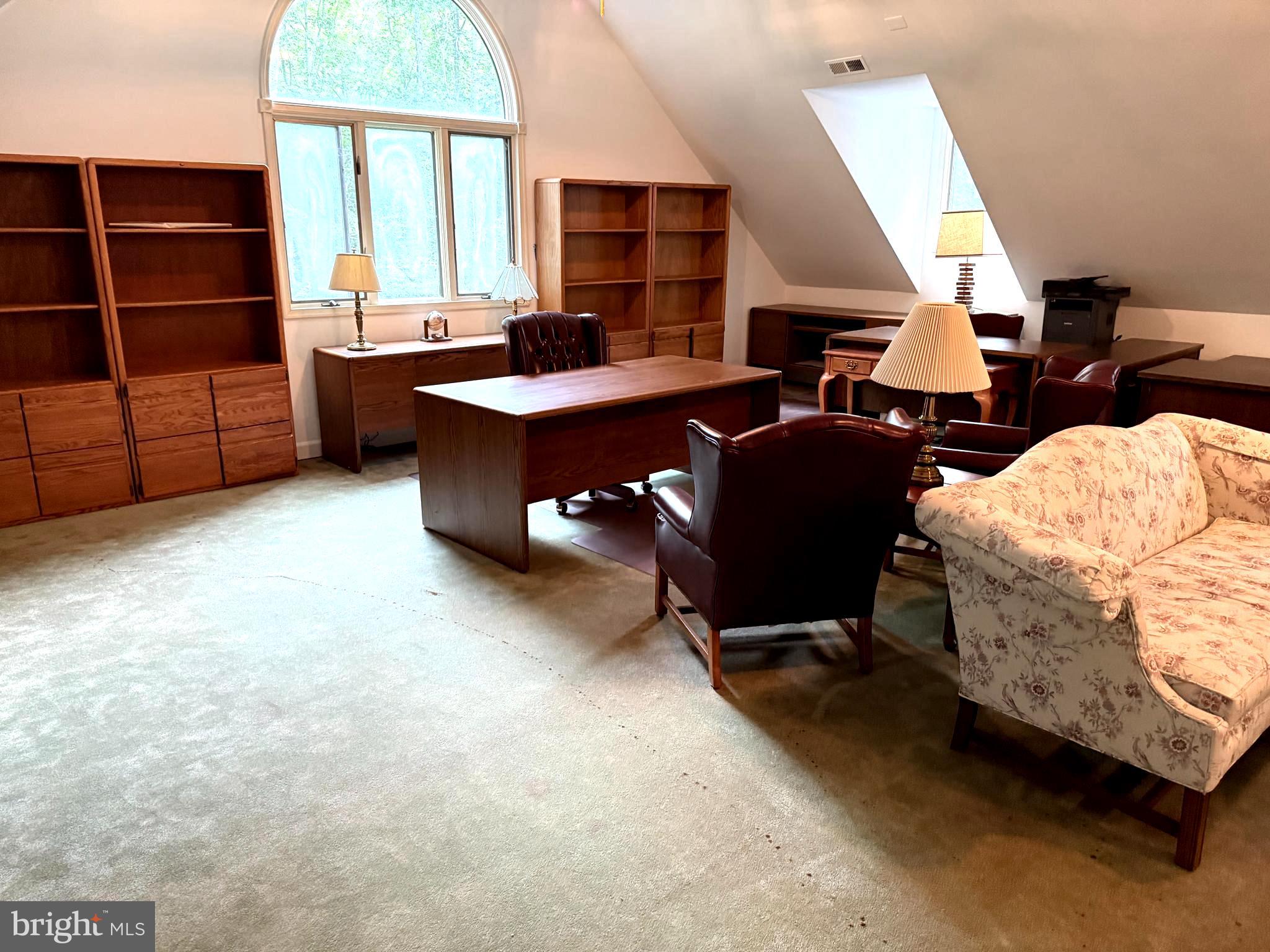 LAKE OCCOQUAN CLUB - Residential