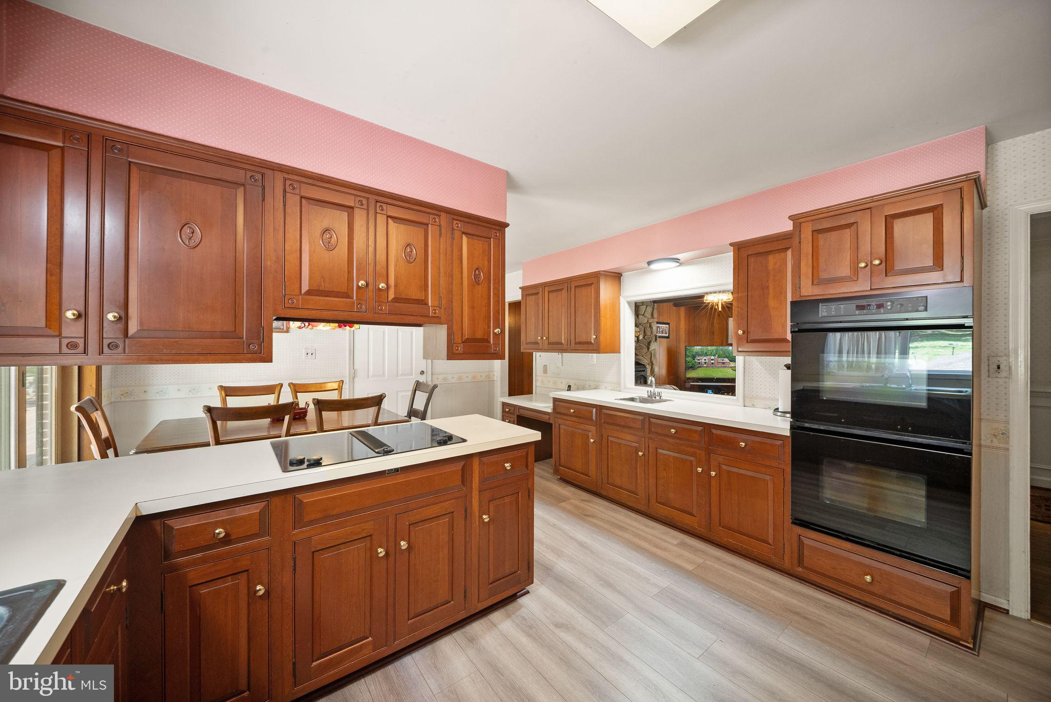 LAKE OCCOQUAN CLUB - Residential