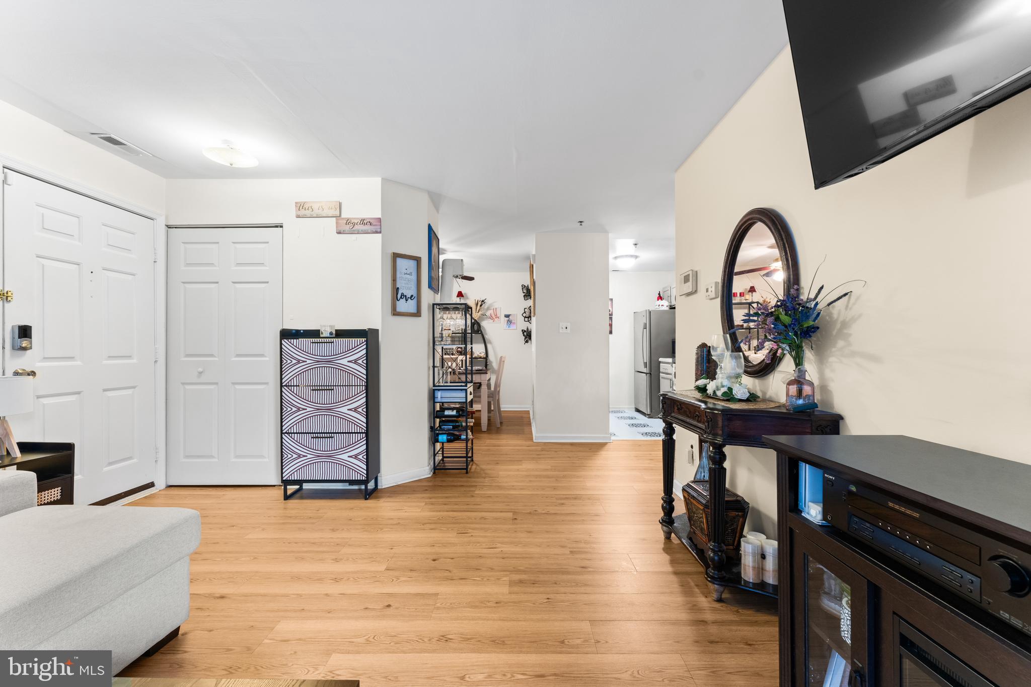 ASHTON CONDO - Residential