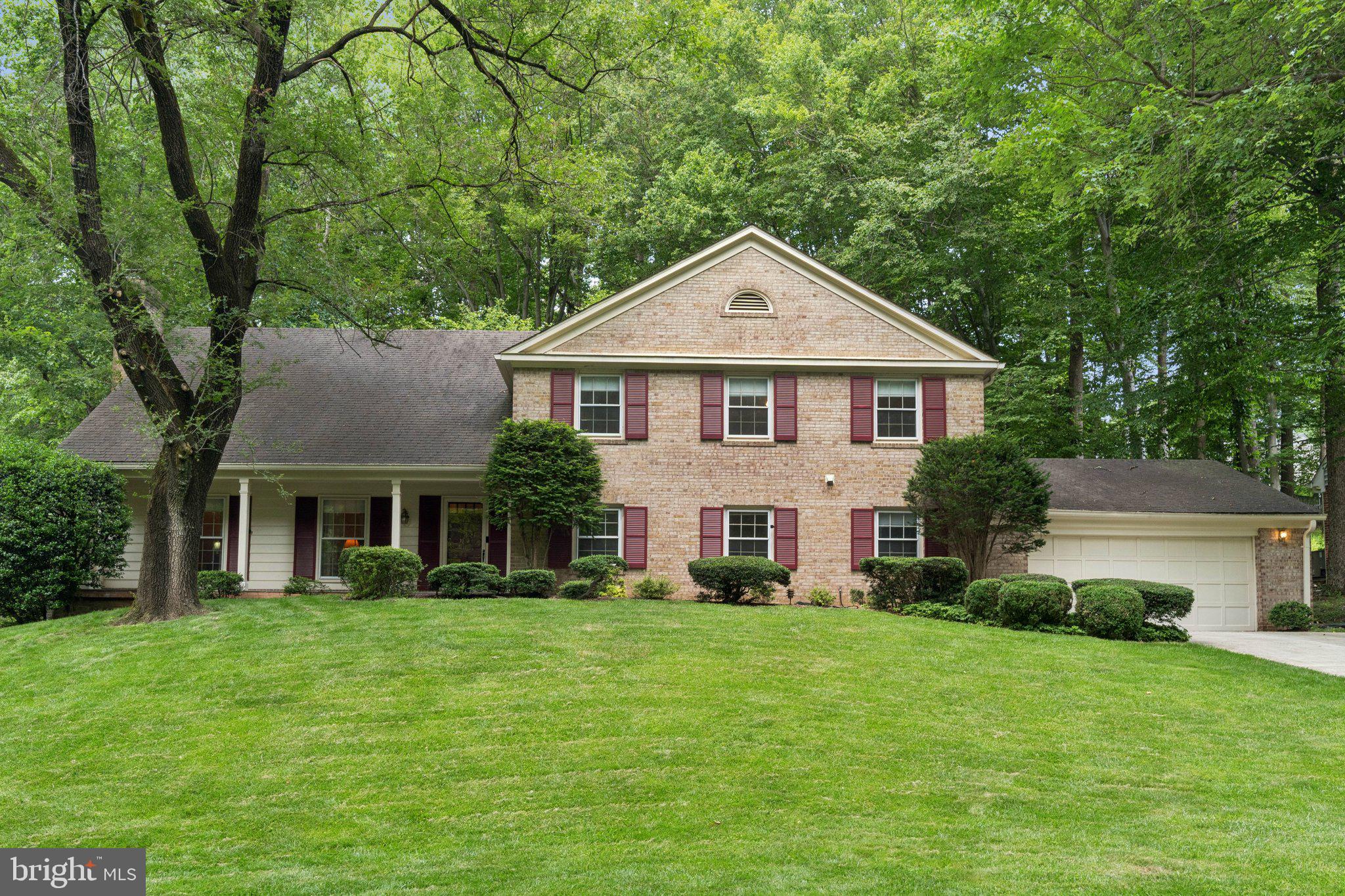 RIVER FALLS - Residential