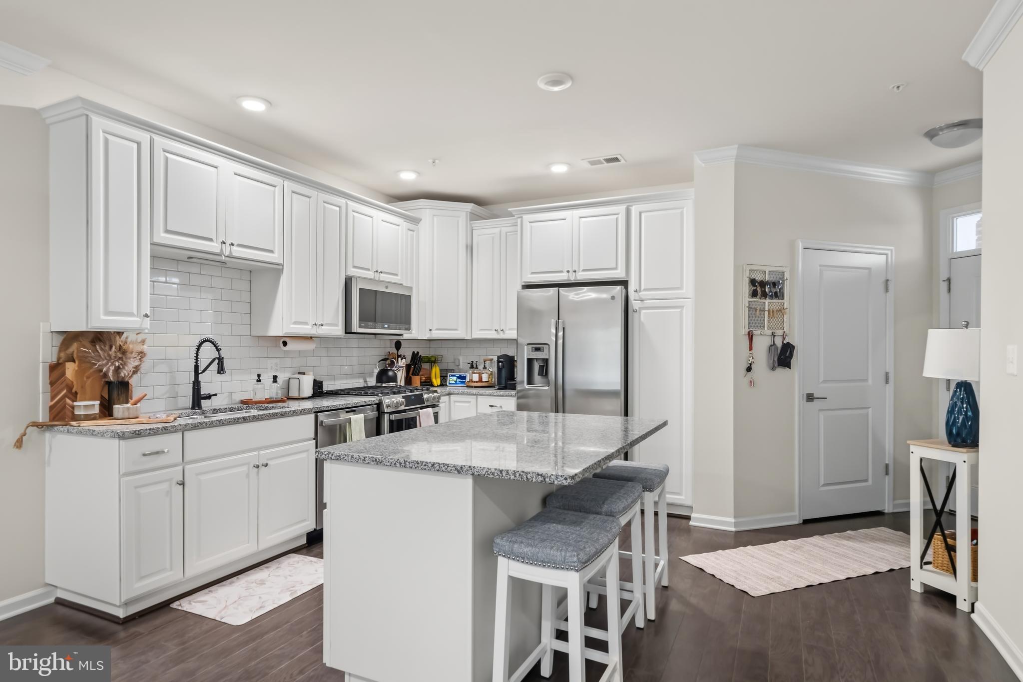 LOUDOUN VALLEY RIDGES - Residential