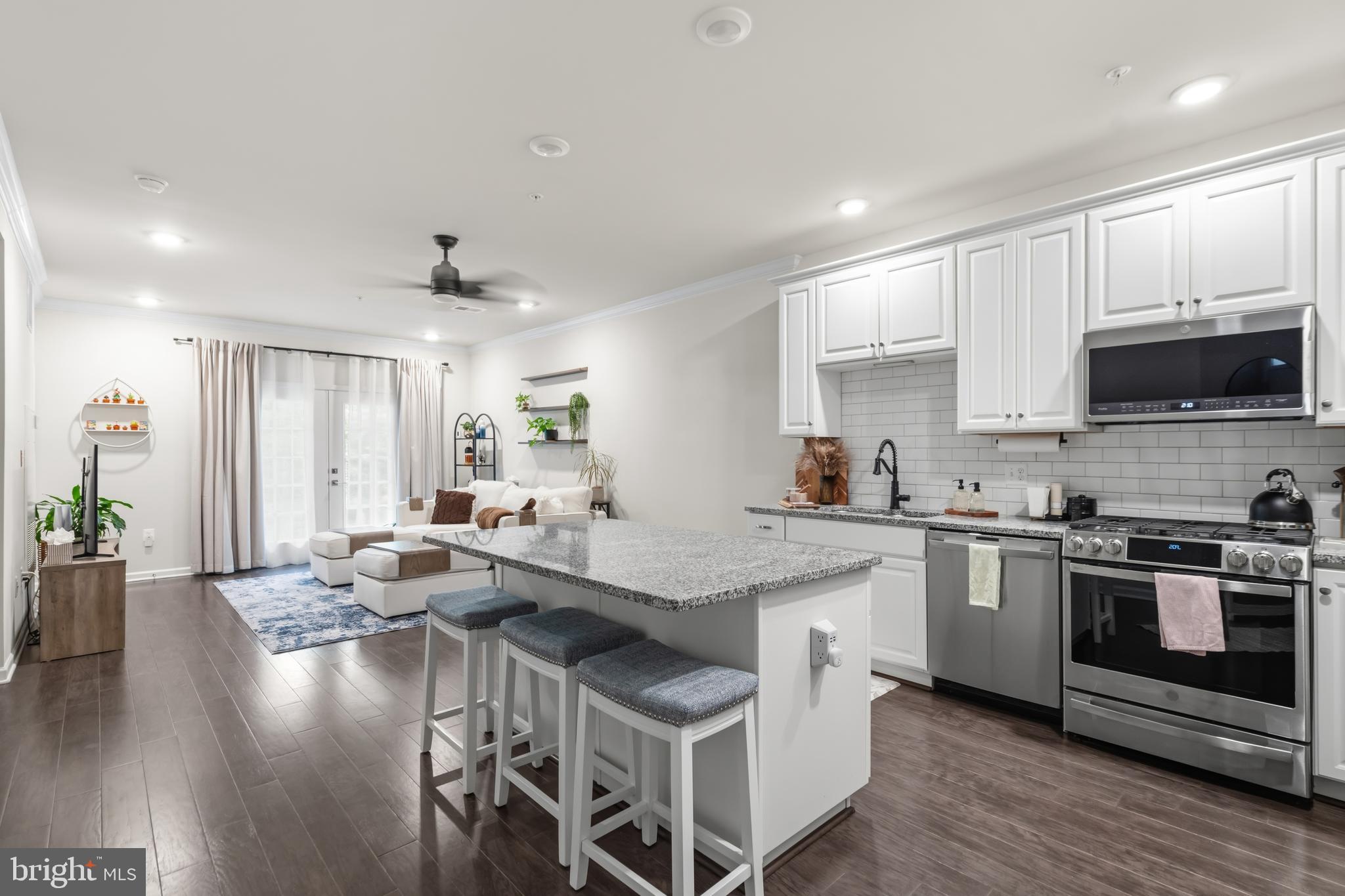 LOUDOUN VALLEY RIDGES - Residential